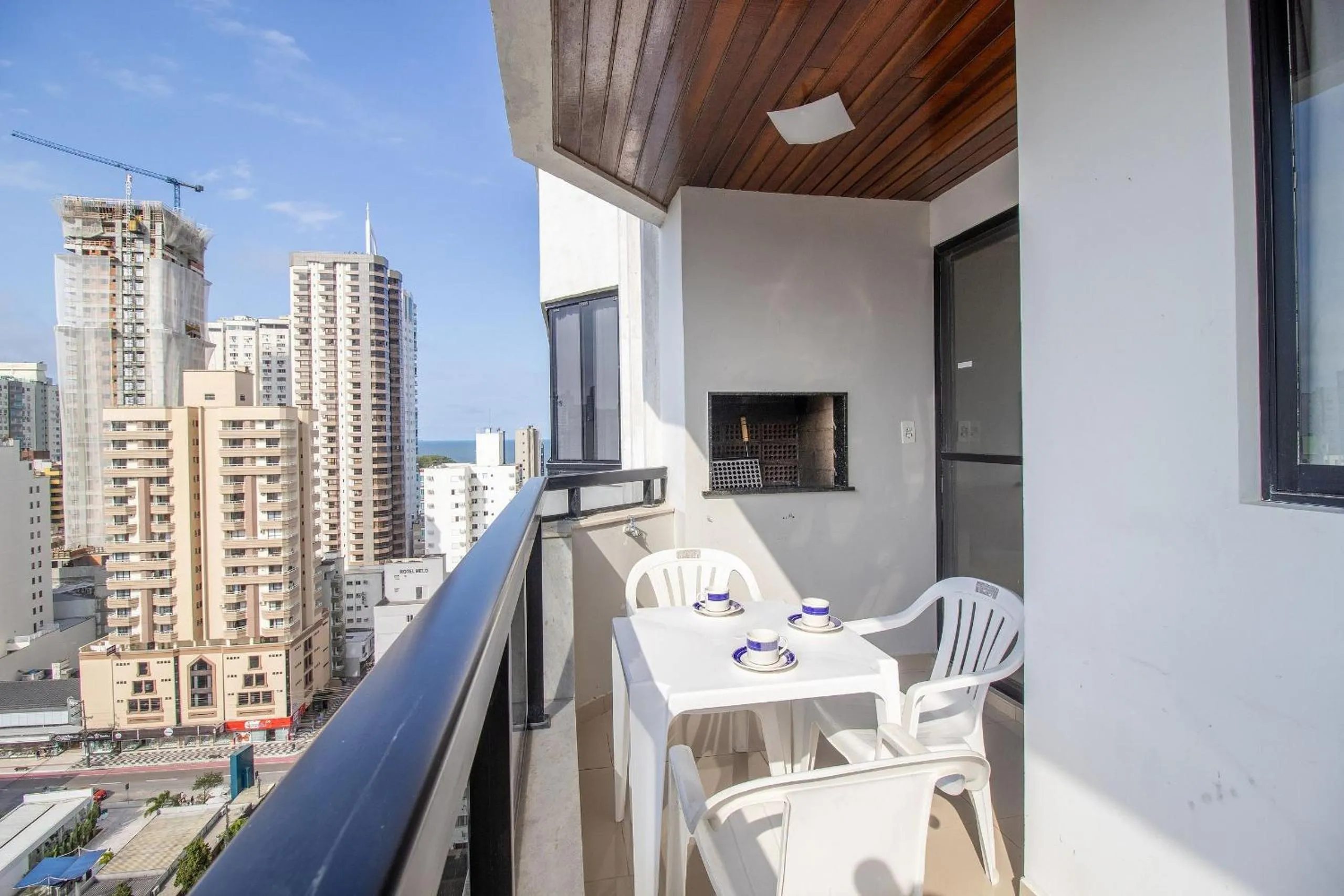 Balcony/Terrace in FNR133 - Linda Vista, Churrasqueira, TV Smart