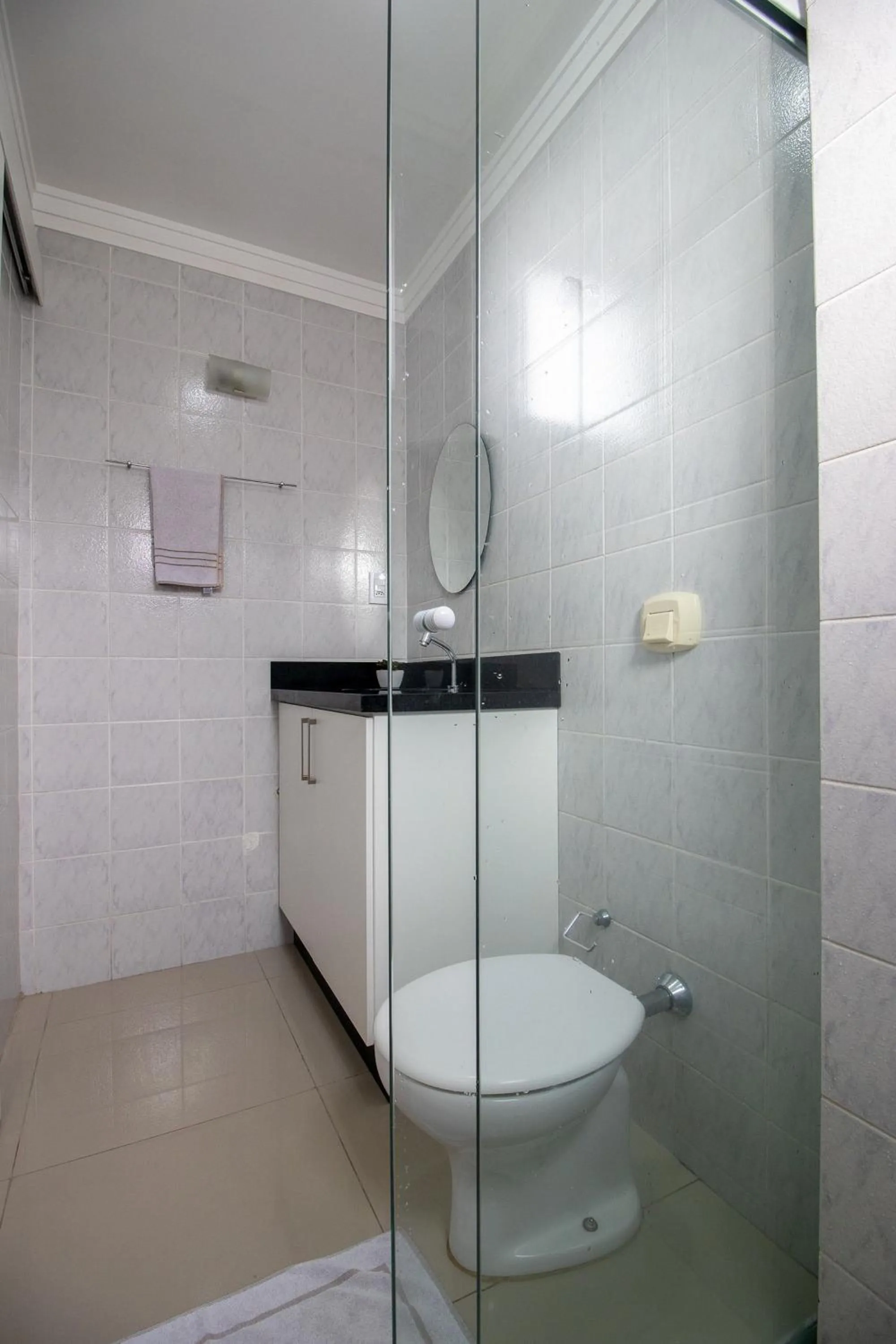 Toilet in FNR133 - Linda Vista, Churrasqueira, TV Smart