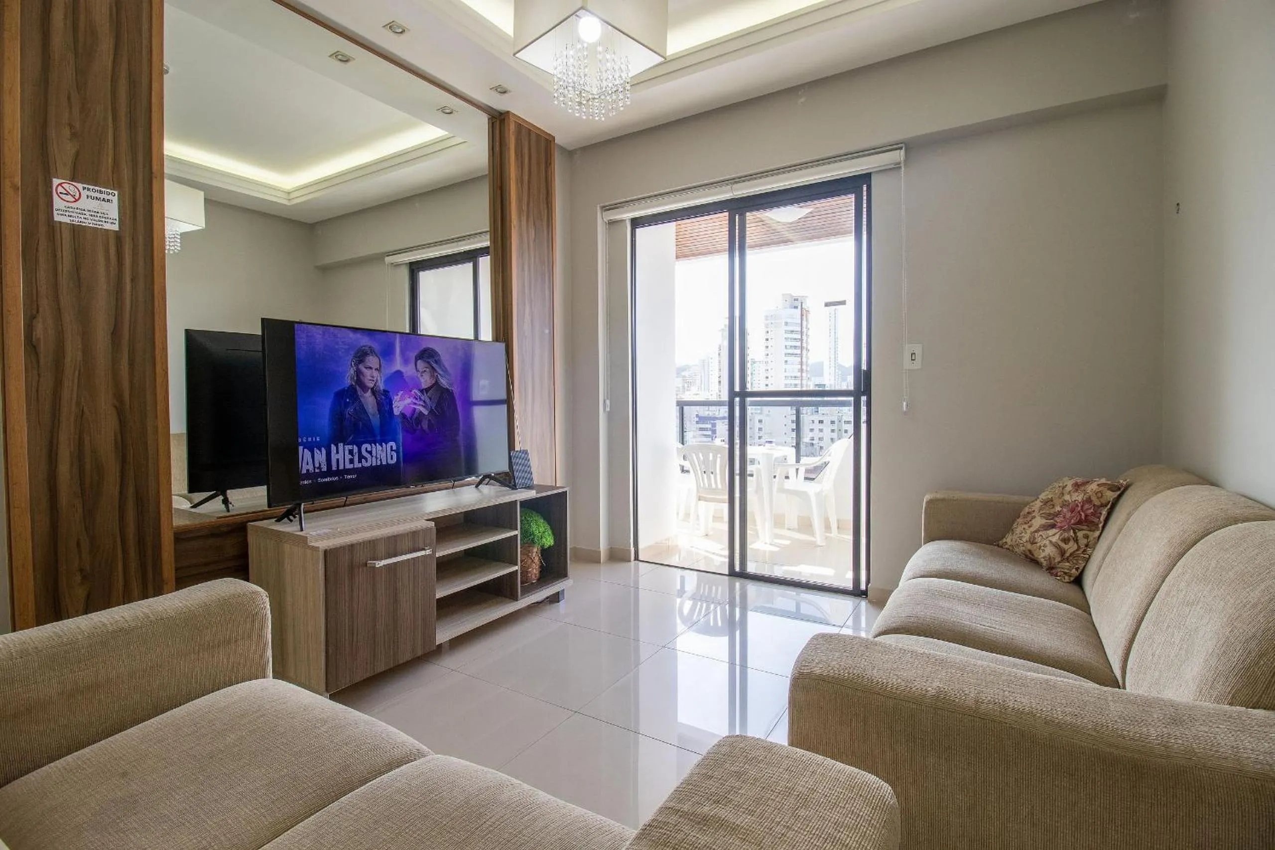 Living room in FNR133 - Linda Vista, Churrasqueira, TV Smart