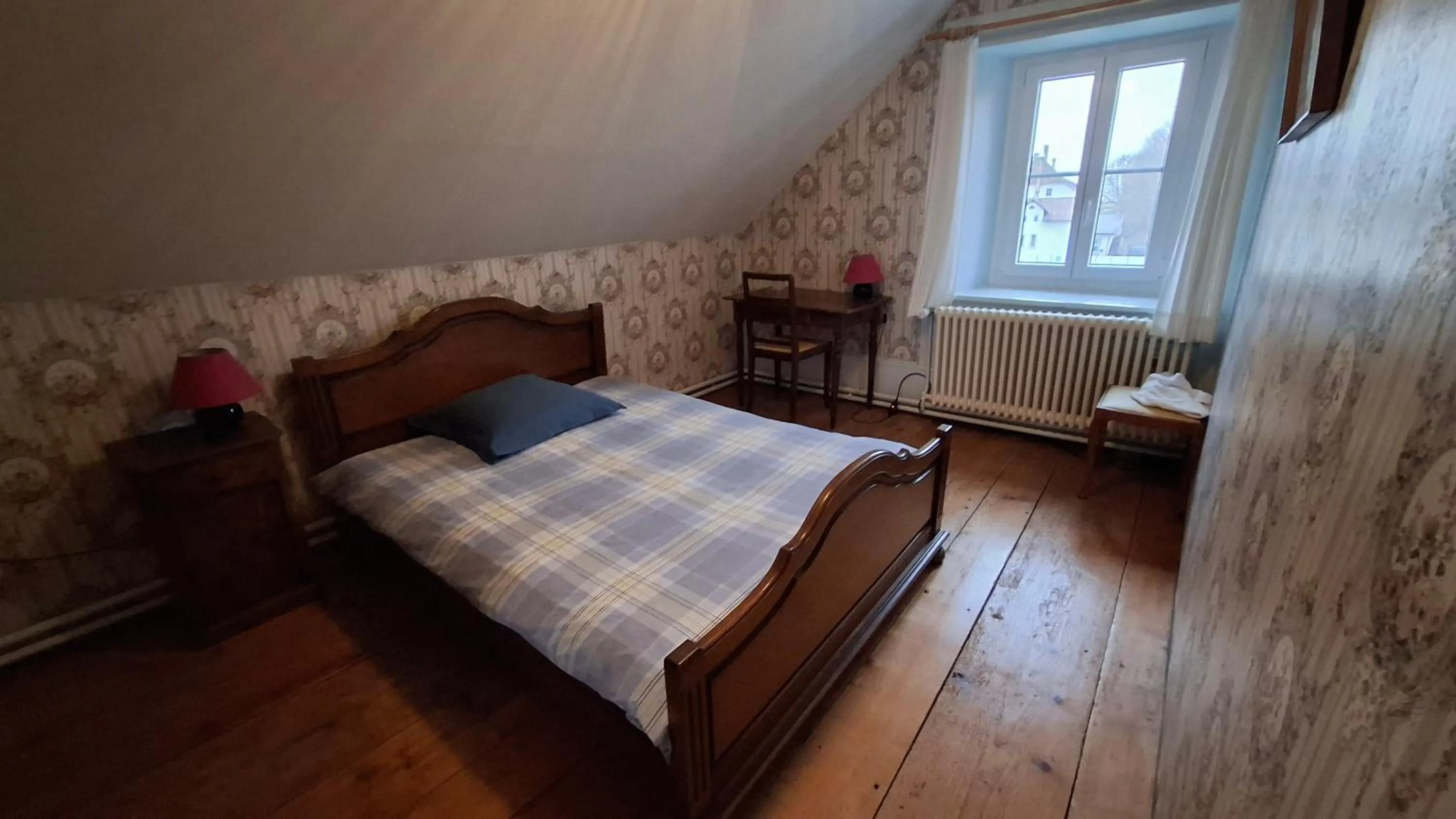 Photo of the whole room, Bed in Hôtel Von Bergen