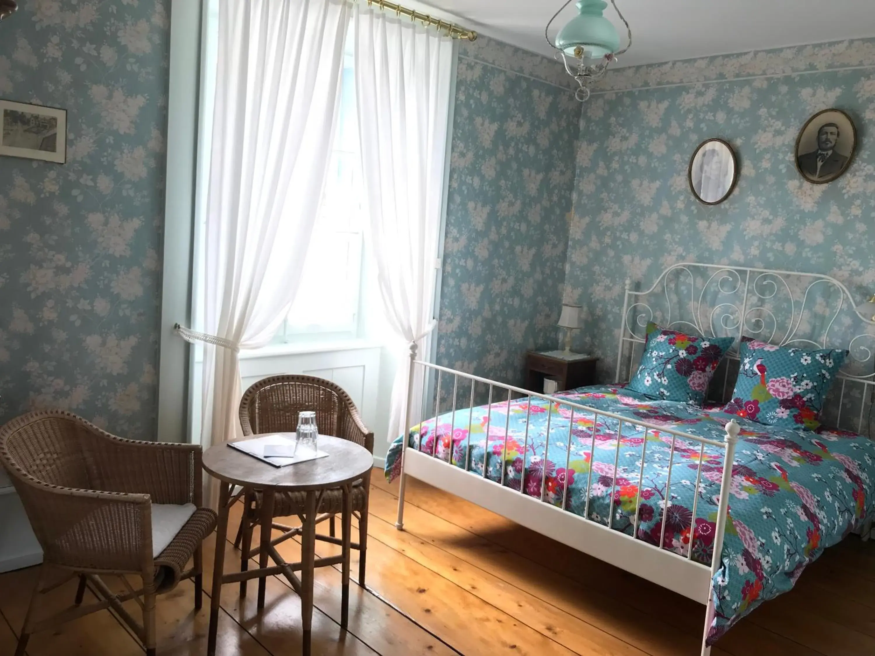 Double Room - single occupancy in Hôtel Von Bergen Double Room - single occupancy in Hôtel Von Bergen