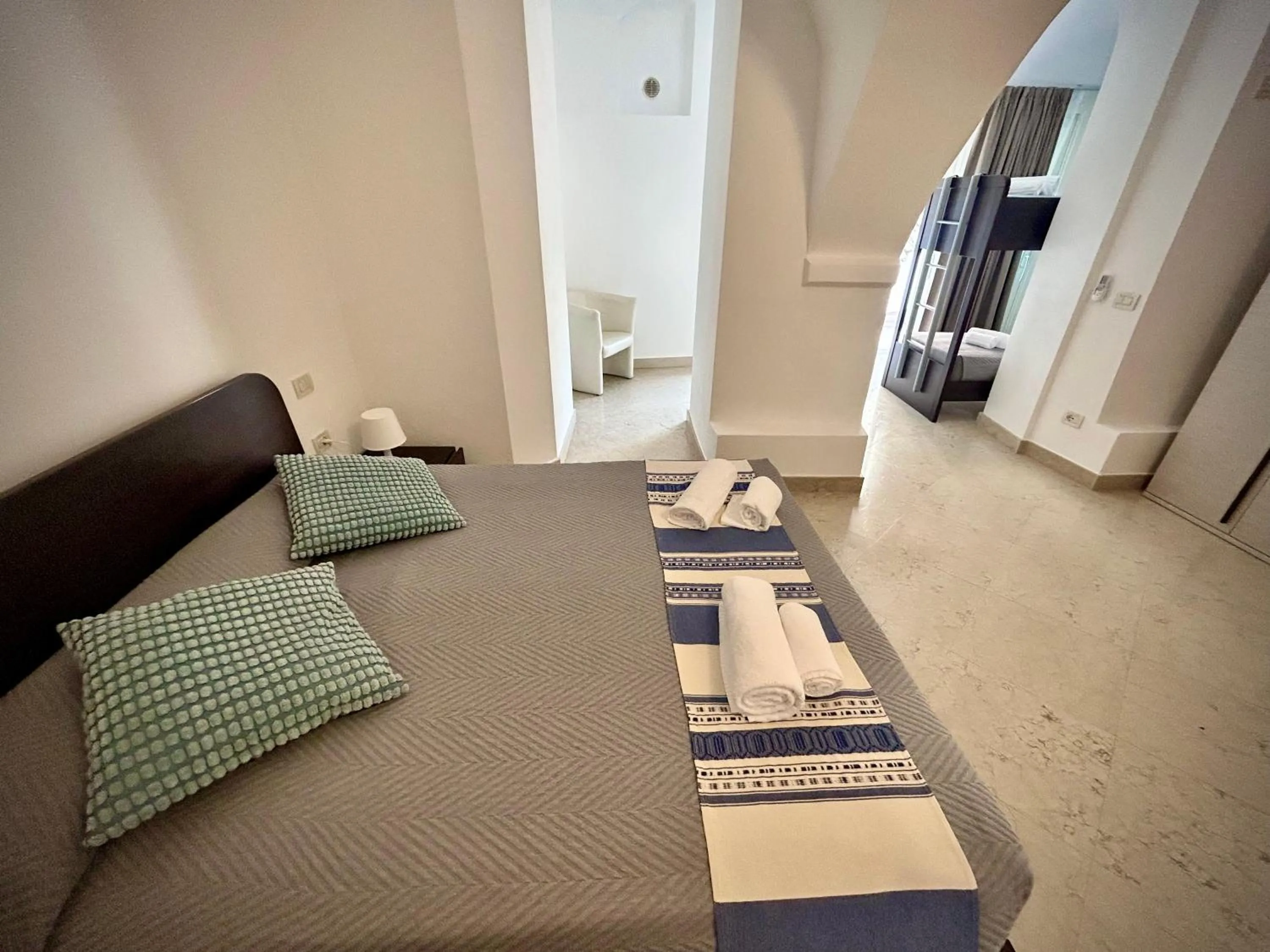 Bed in Villa Borgo Borago