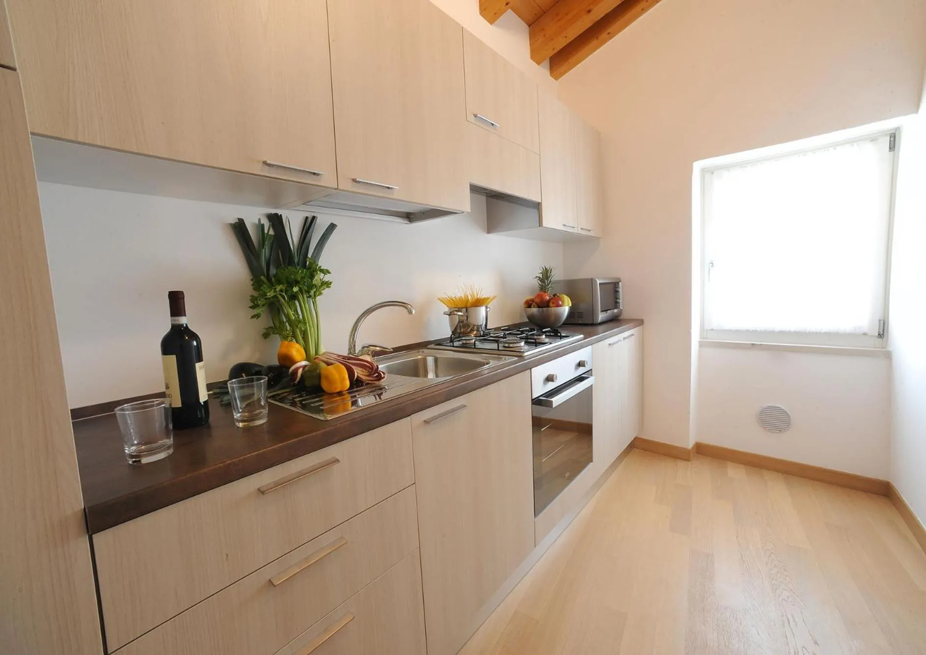 Kitchen or kitchenette in Villa Borgo Borago