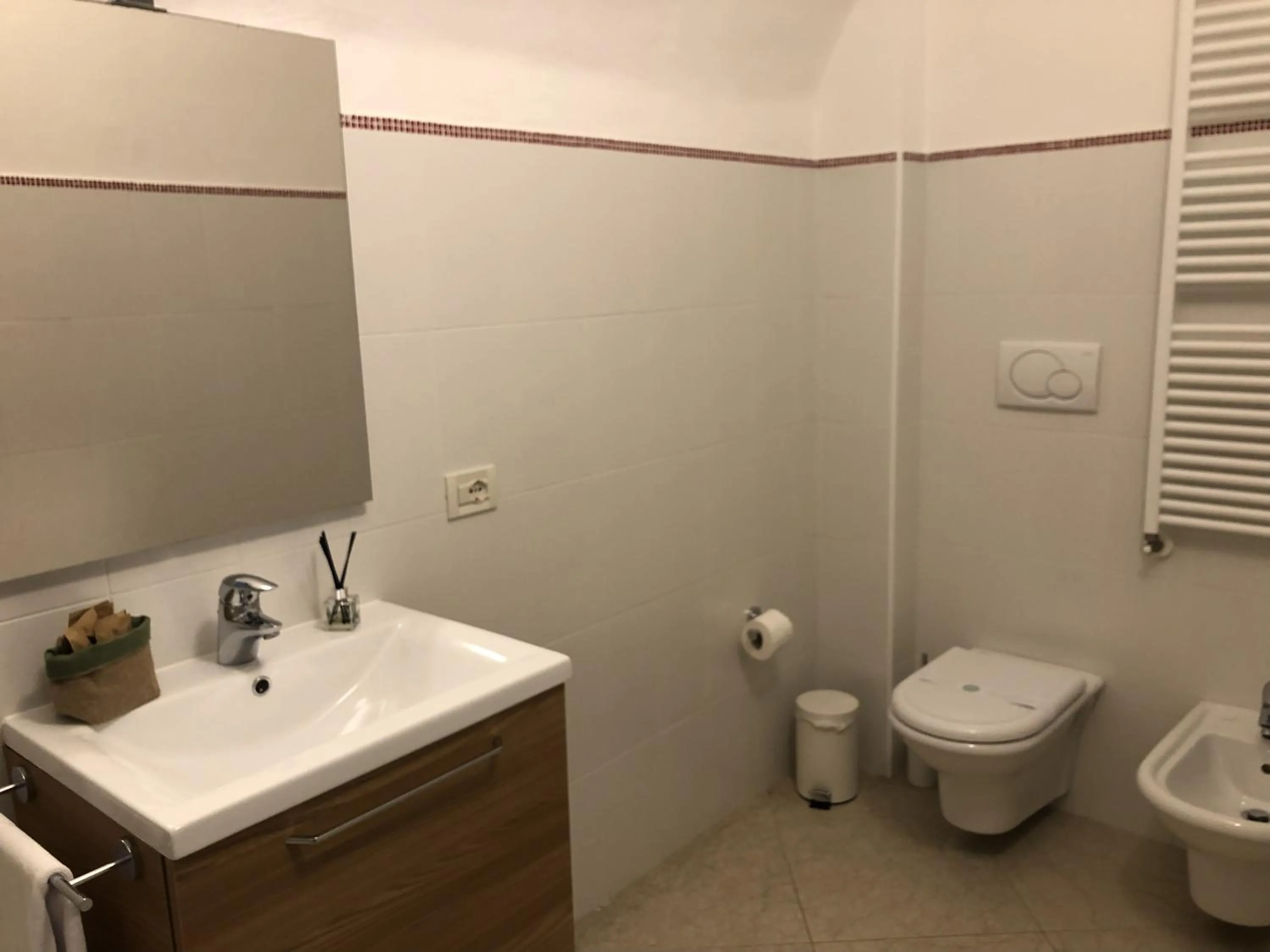 Toilet in Villa Borgo Borago
