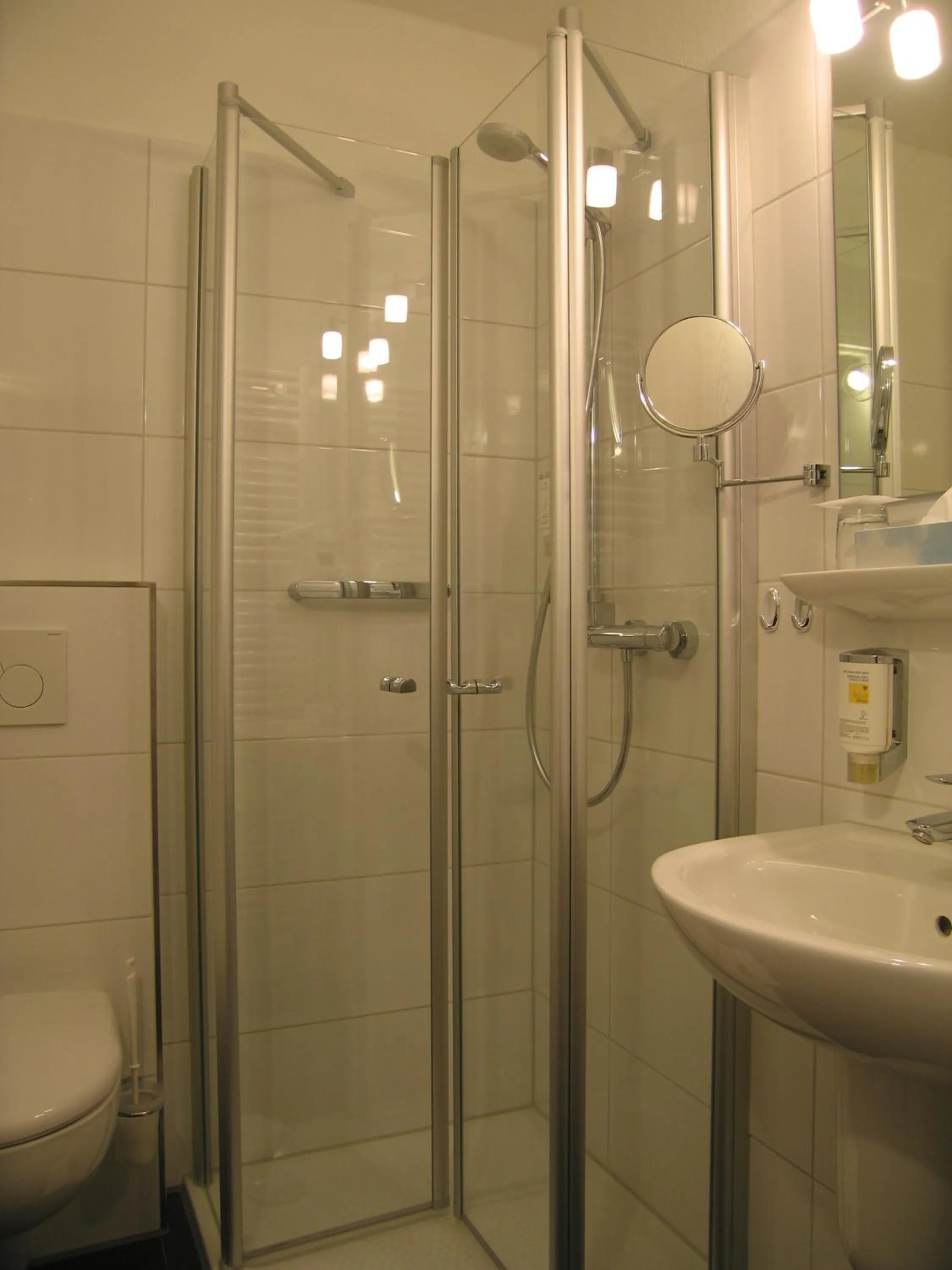 Bathroom in Hotel zum Rosenteich