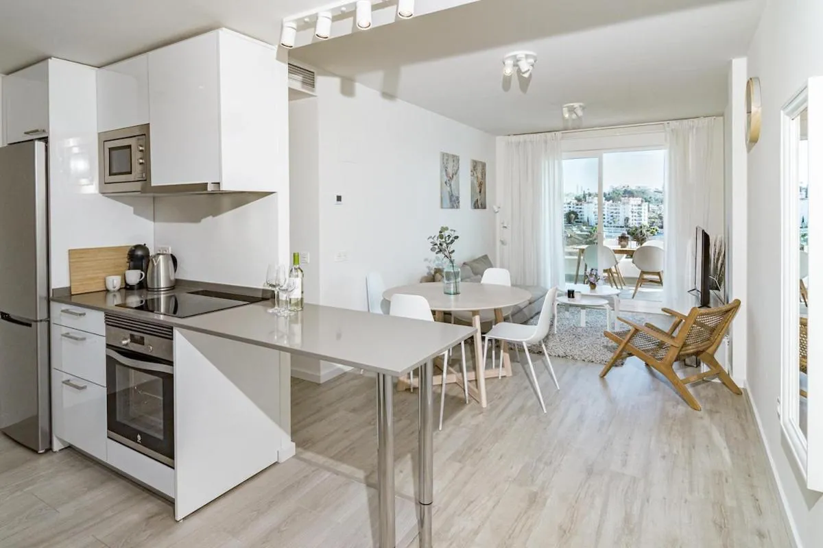 Other in JG- Top modern apartment in Nueva Andalucia
