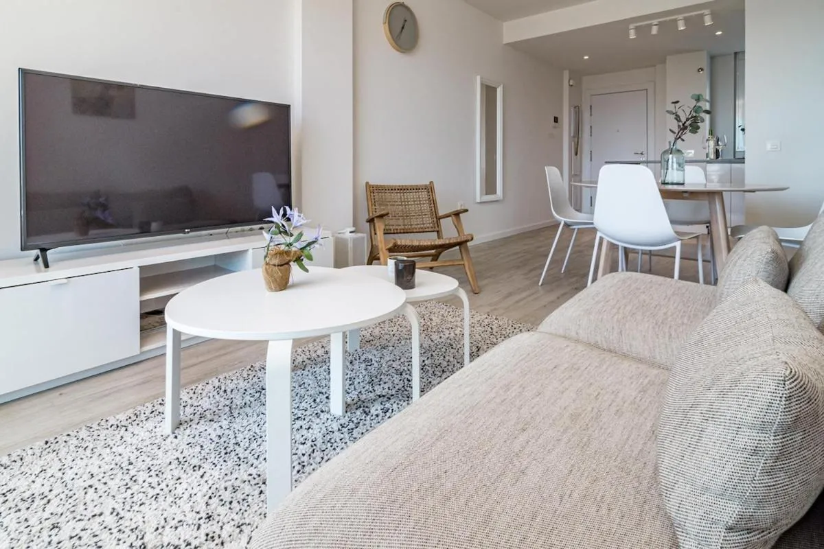 Other in JG- Top modern apartment in Nueva Andalucia