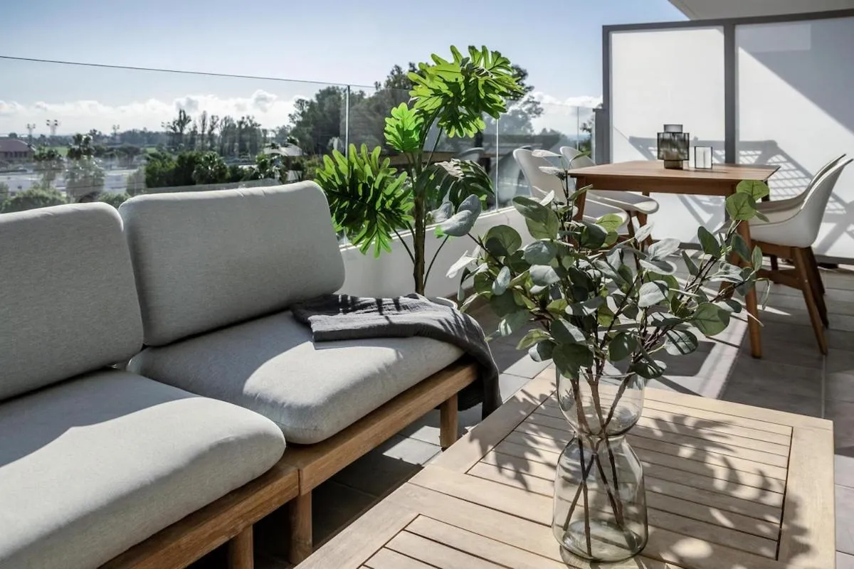 Other in JG- Top modern apartment in Nueva Andalucia