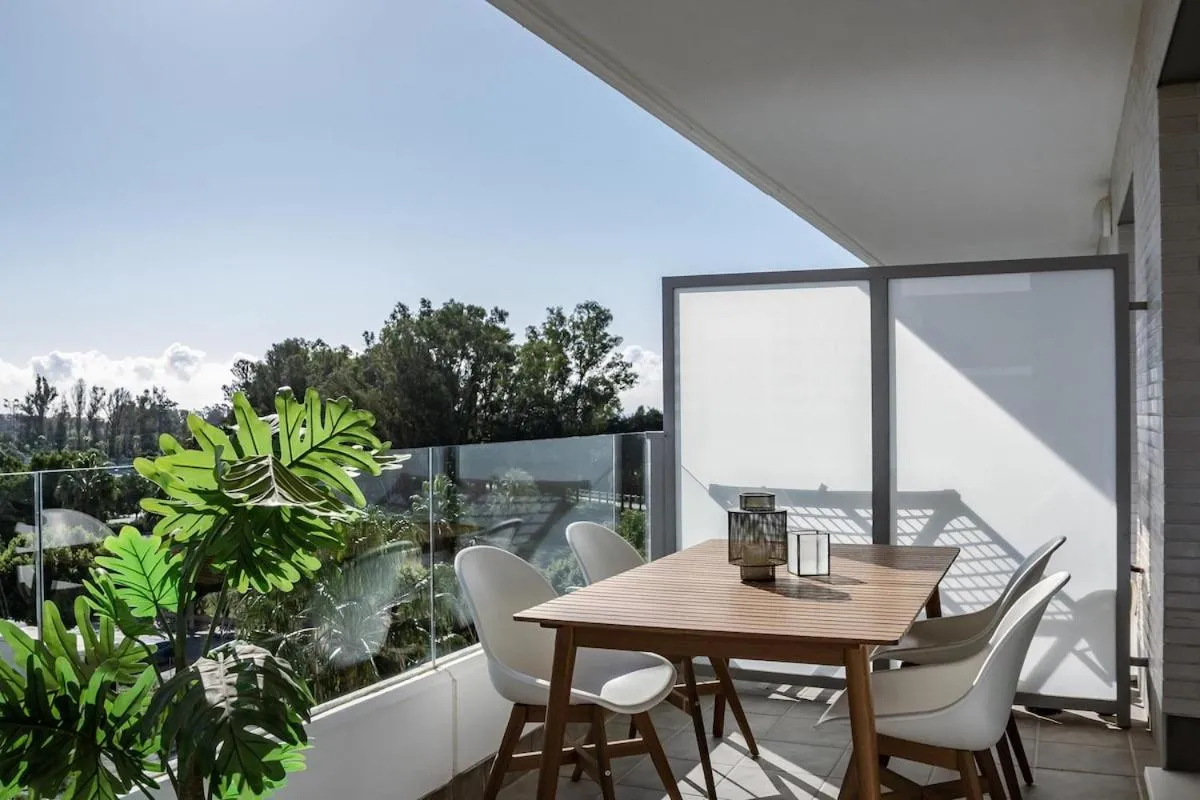 Other in JG- Top modern apartment in Nueva Andalucia