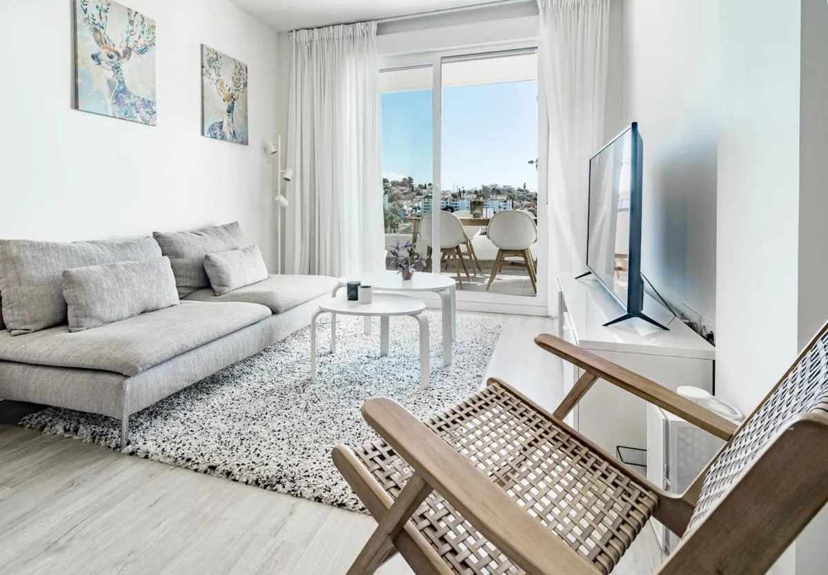 Other in JG- Top modern apartment in Nueva Andalucia