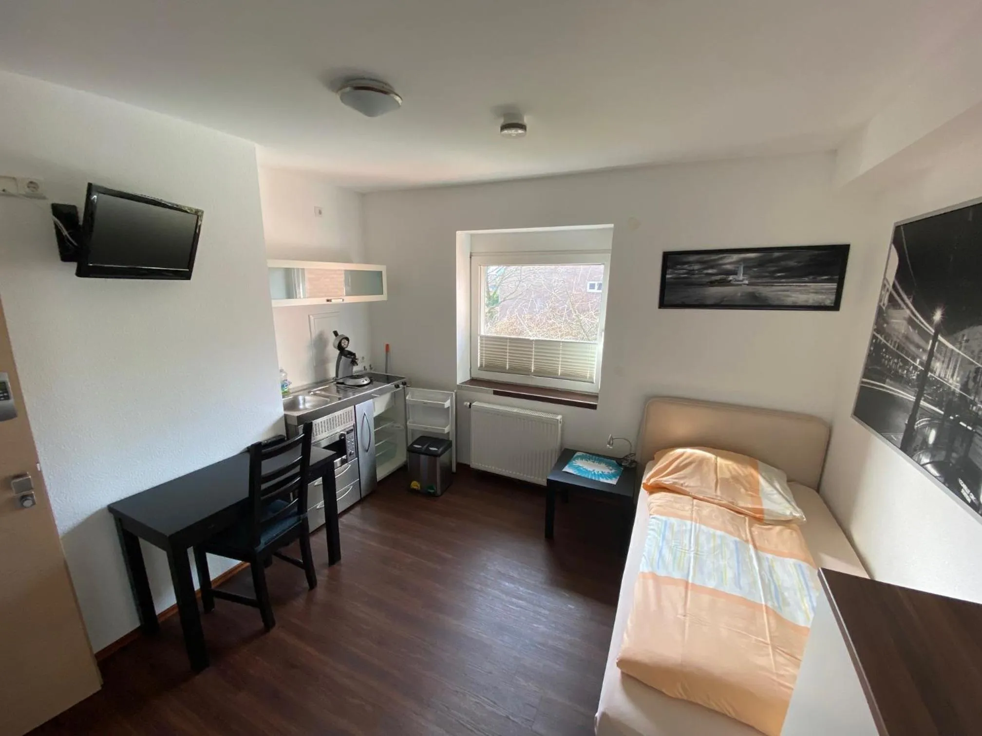 Photo of the whole room, Bed in Pension Haselmann