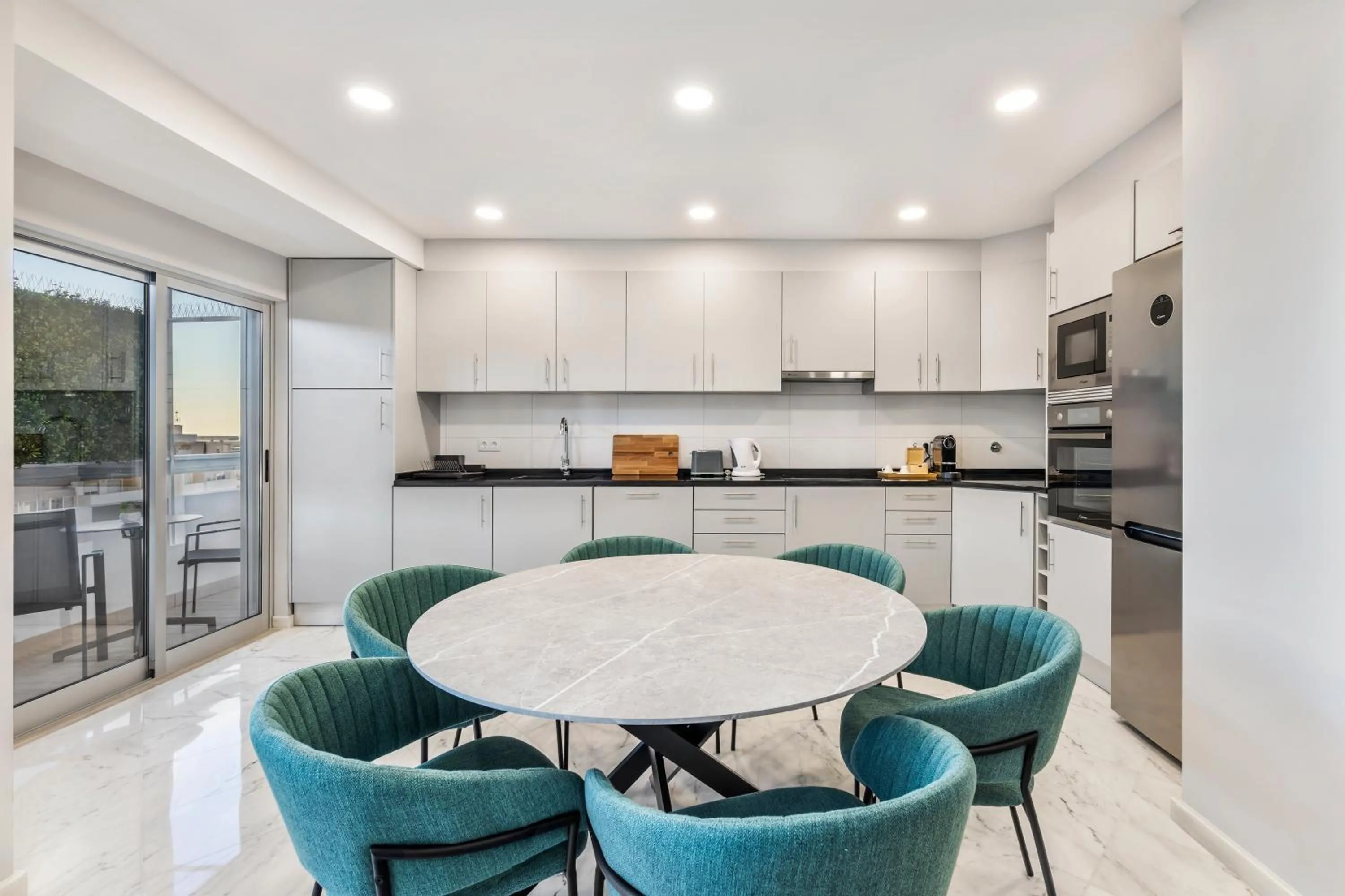 Faro Main Avenue Apartment