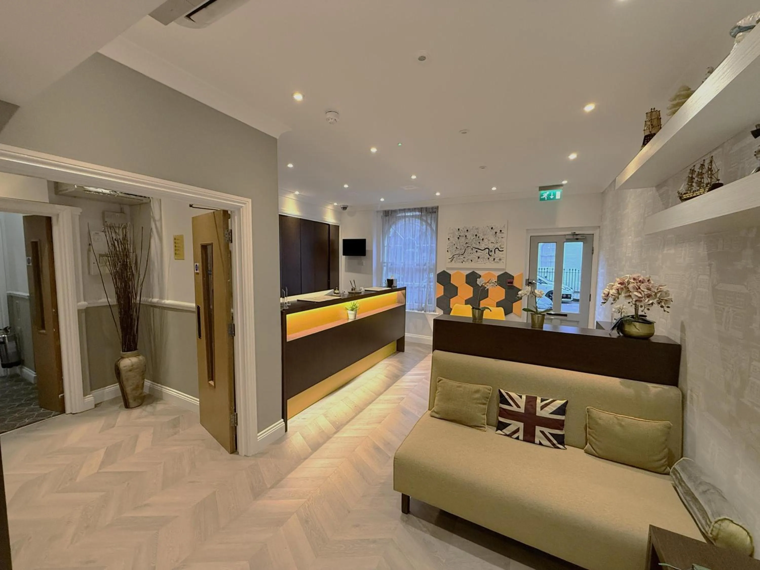 The Suites - St Pancras Hotel Group