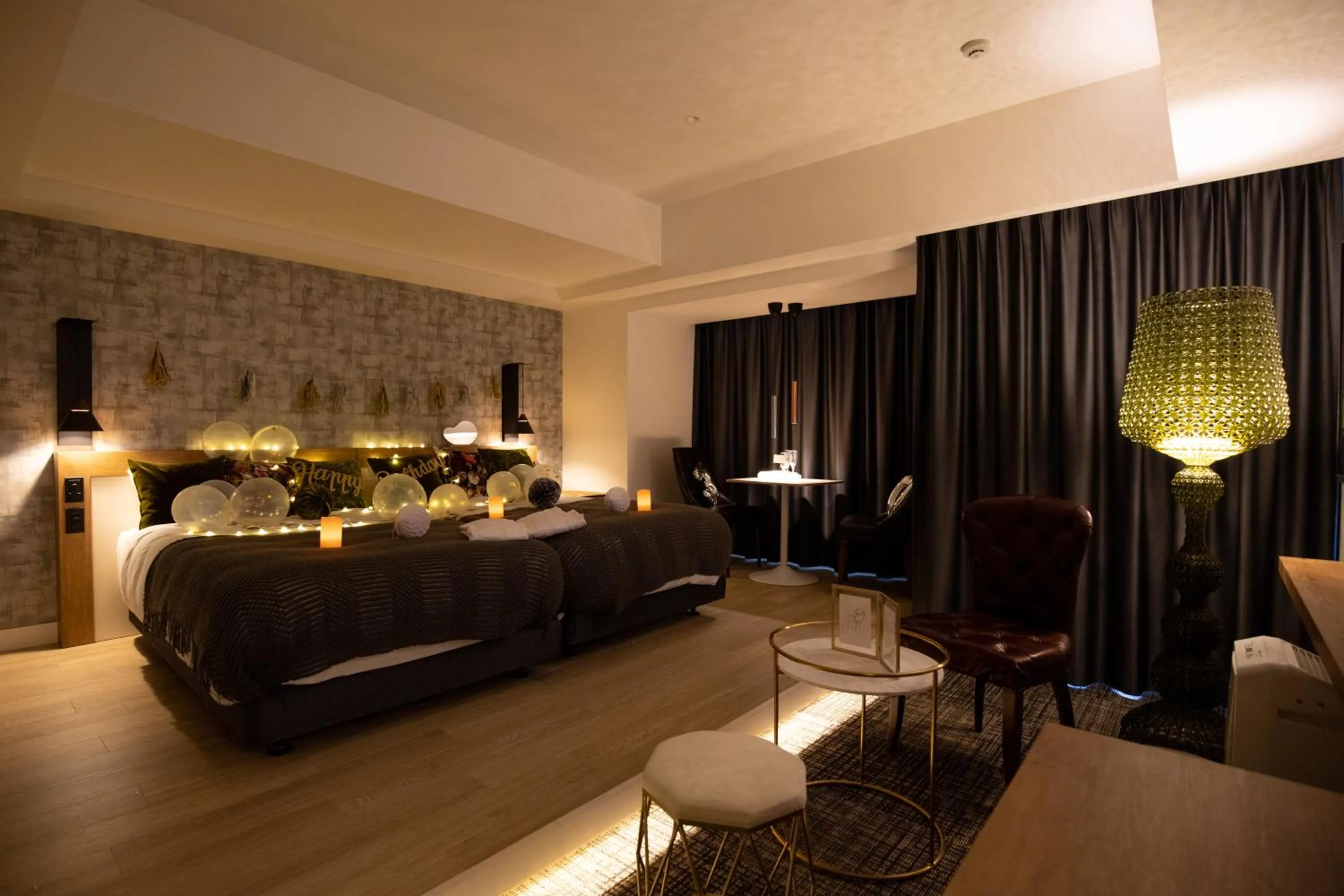 Bed in FFFFFF Hotel エフホテル