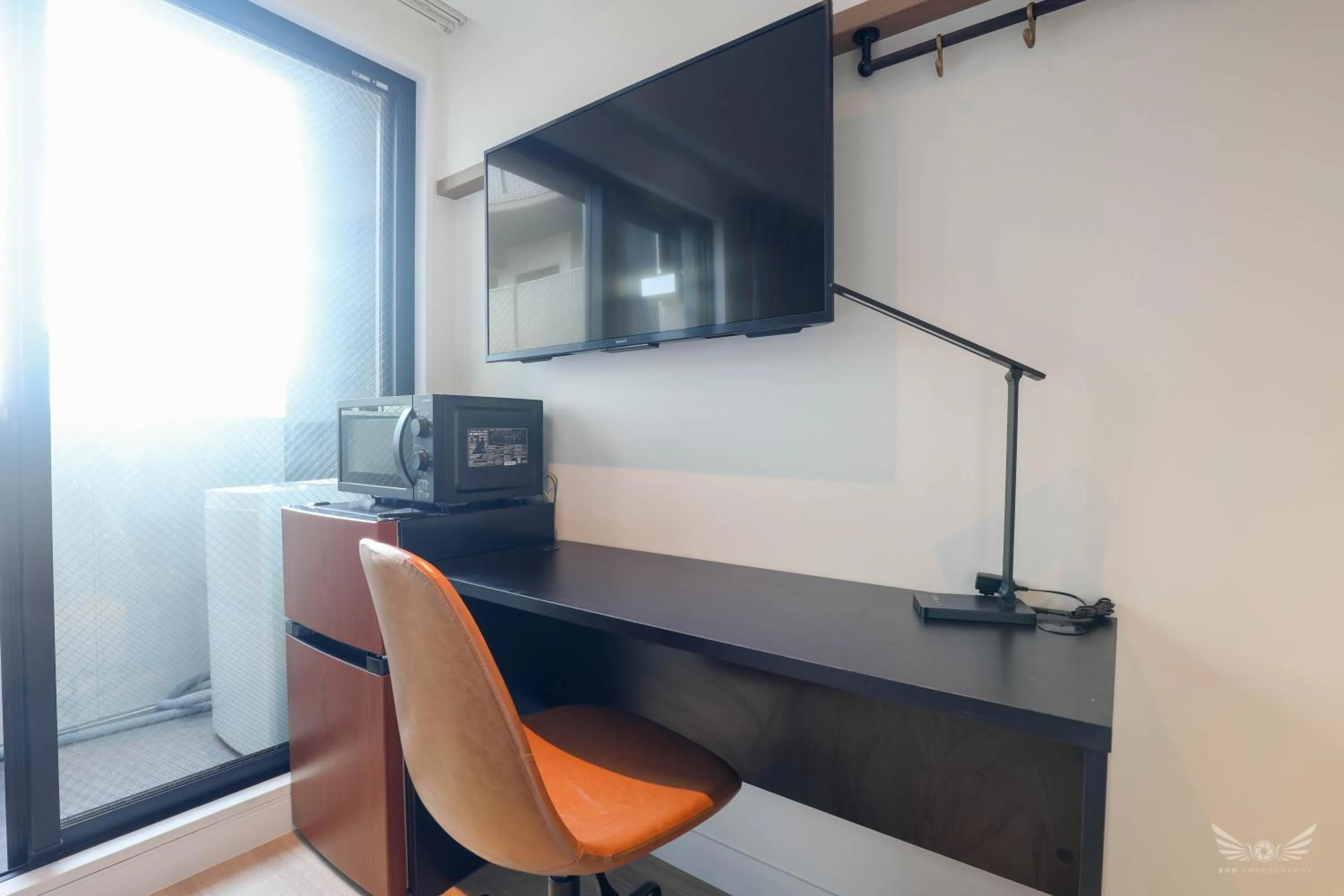 TV and multimedia in FFFFFF Hotel エフホテル