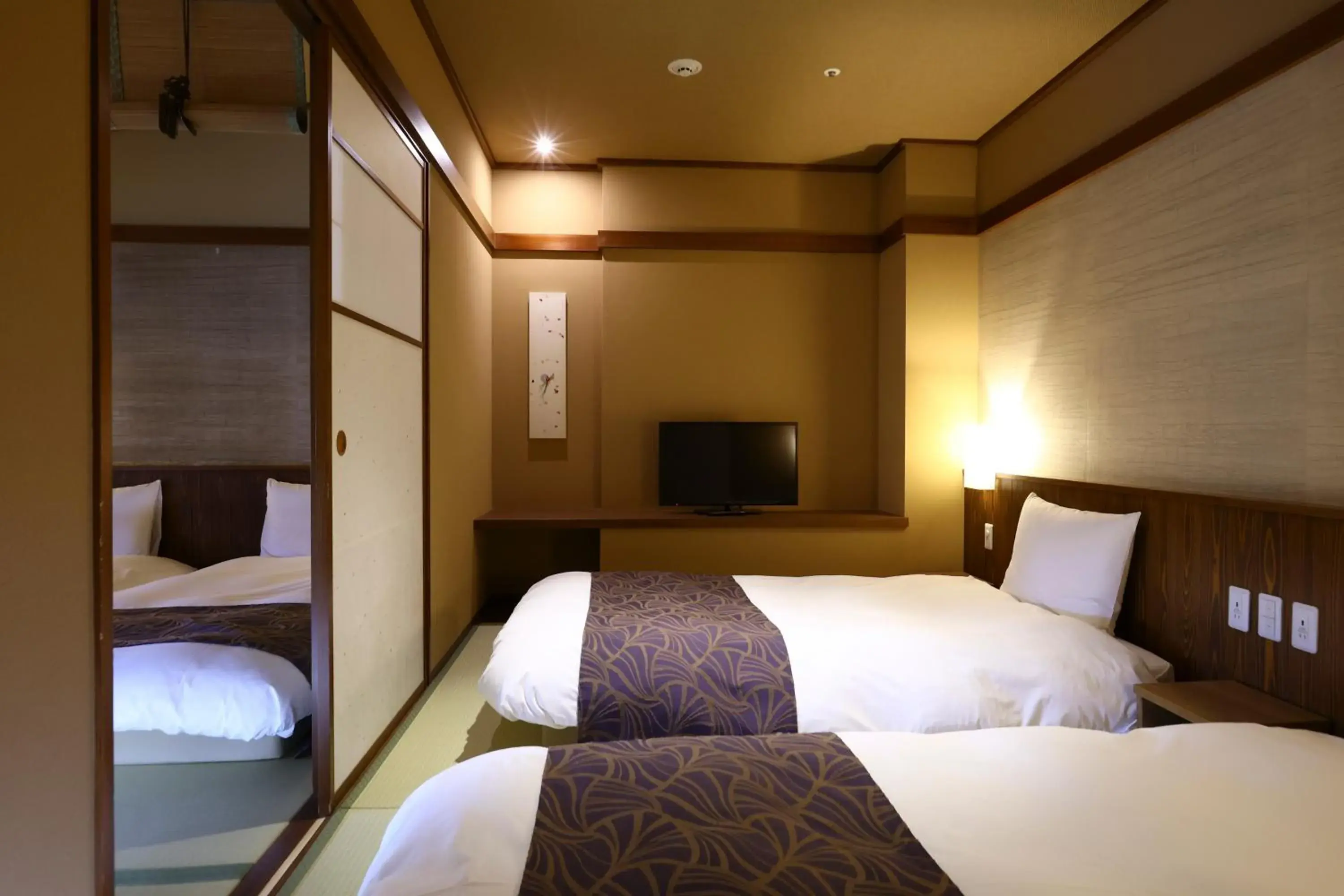 Photo of the whole room, Bed in Inishie no Yado Keiun Photo of the whole room, Bed in Inishie no Yado Keiun