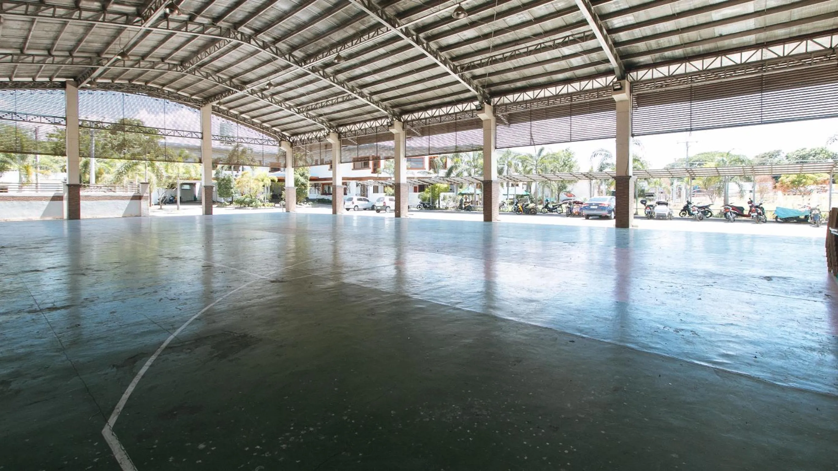 Property building in RedDoorz Premium @ Nick Hotel Gerona Tarlac