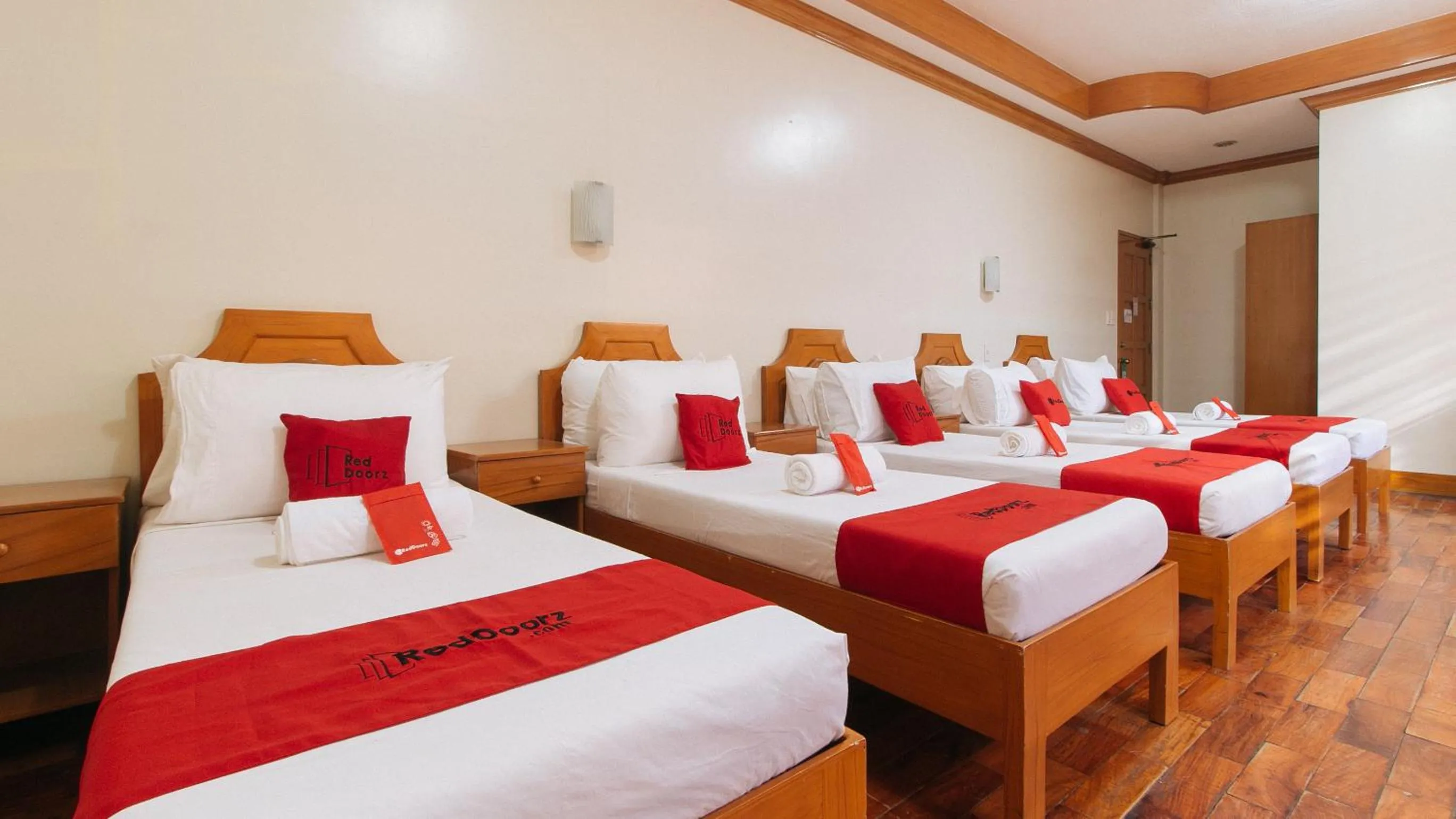 Bed in RedDoorz Premium @ Nick Hotel Gerona Tarlac
