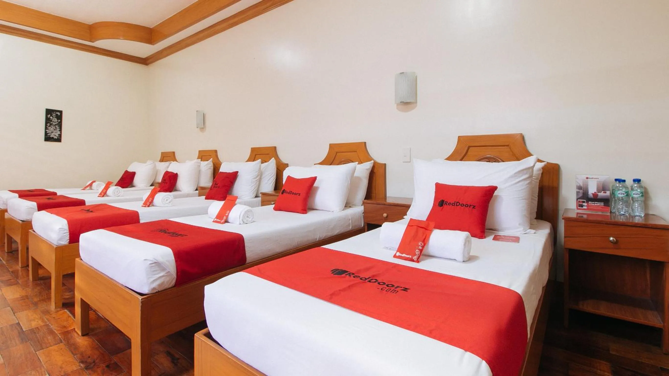 Bed in RedDoorz Premium @ Nick Hotel Gerona Tarlac