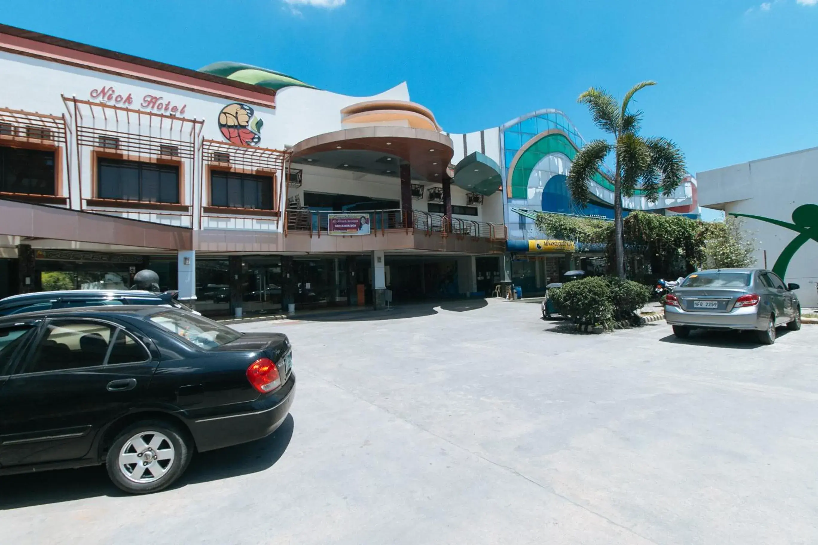 Property building in RedDoorz Premium @ Nick Hotel Gerona Tarlac Property building in RedDoorz Premium @ Nick Hotel Gerona Tarlac