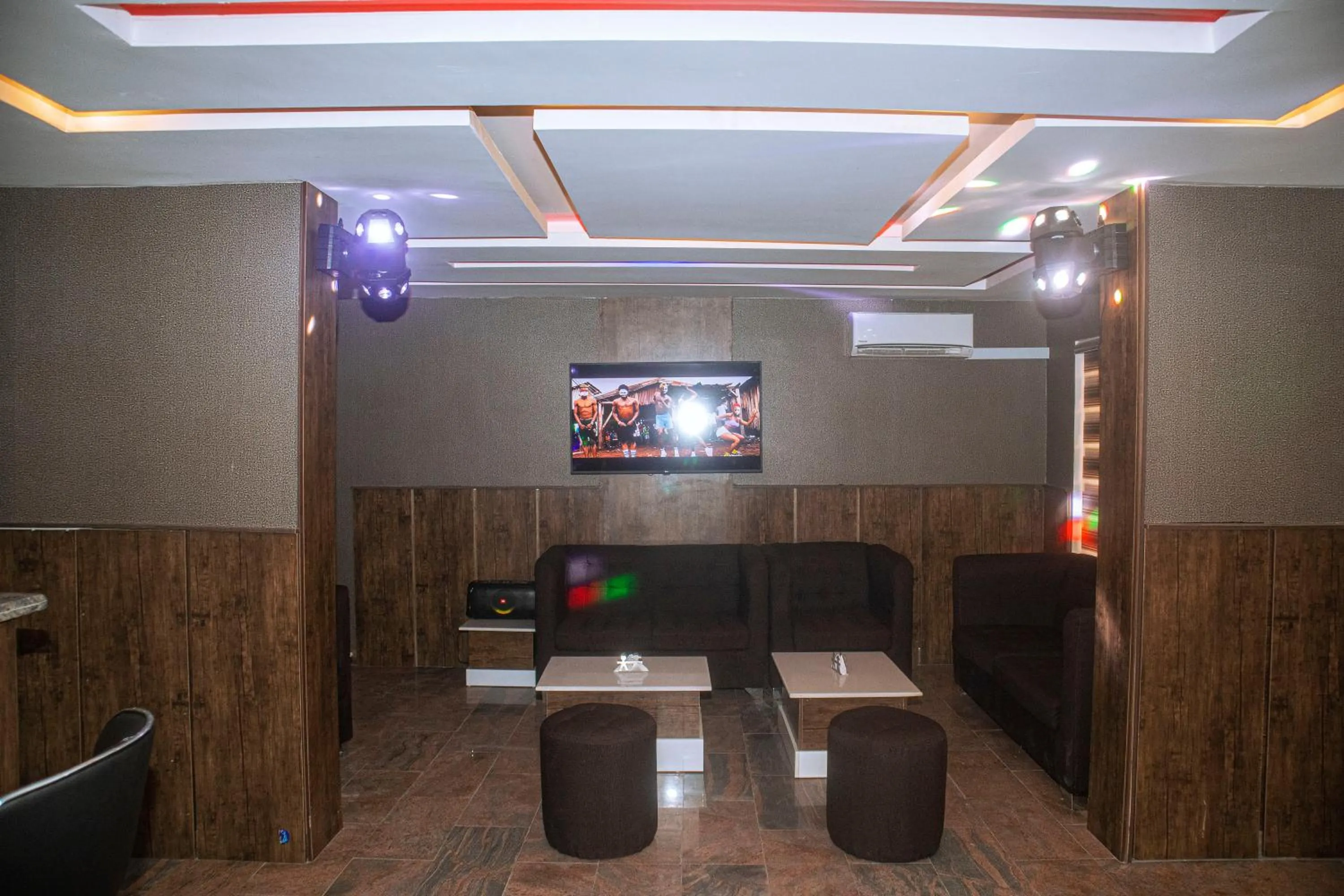 Communal lounge/ TV room in Presken Hotel Fajodd-4, Allen, Ikeja, Lagos