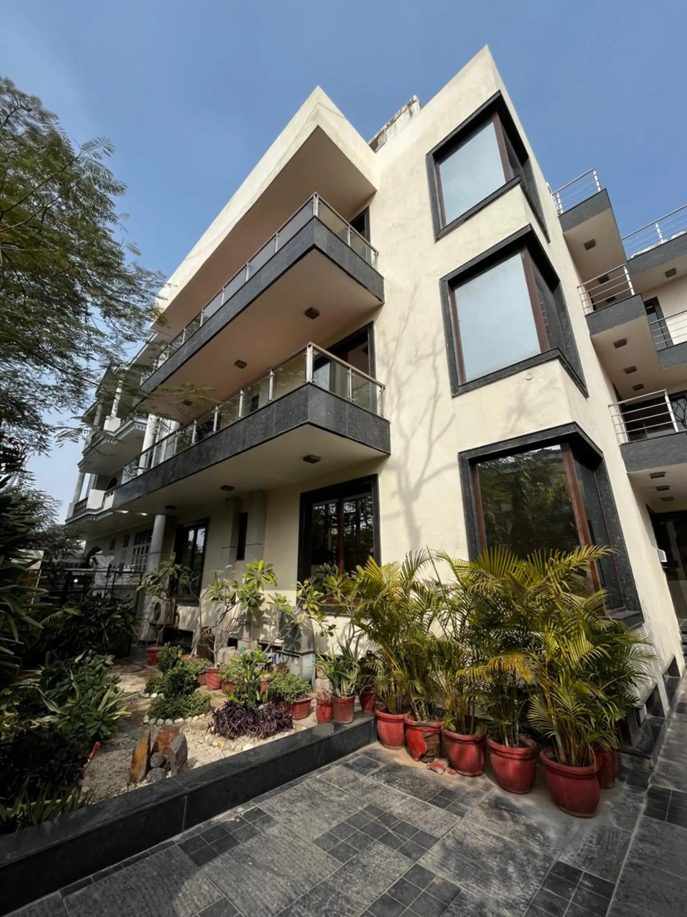 Property building in Yuhi Suites Property building in Yuhi Suites