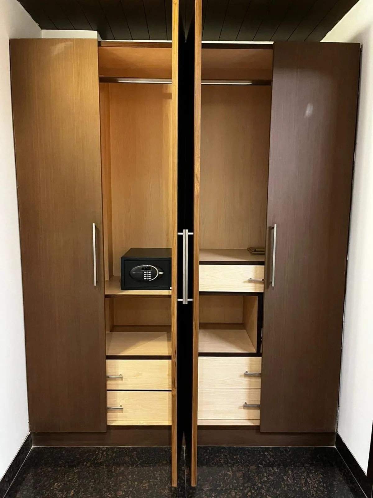 wardrobe in Yuhi Suites
