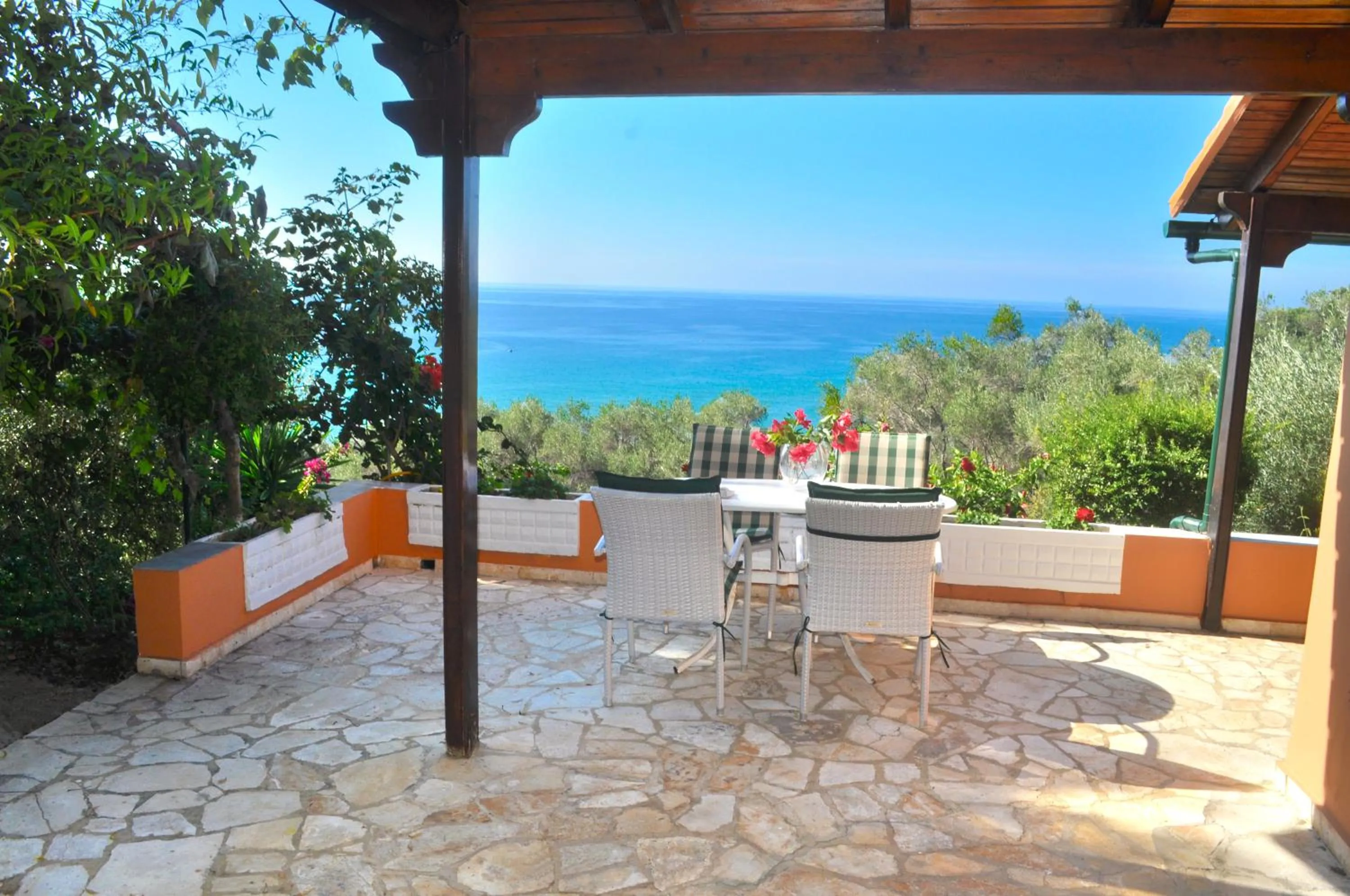 Apartments Papadatos near Pelekas Beach, Corfu