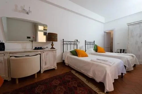 Photo of the whole room, Bed in Cosy House