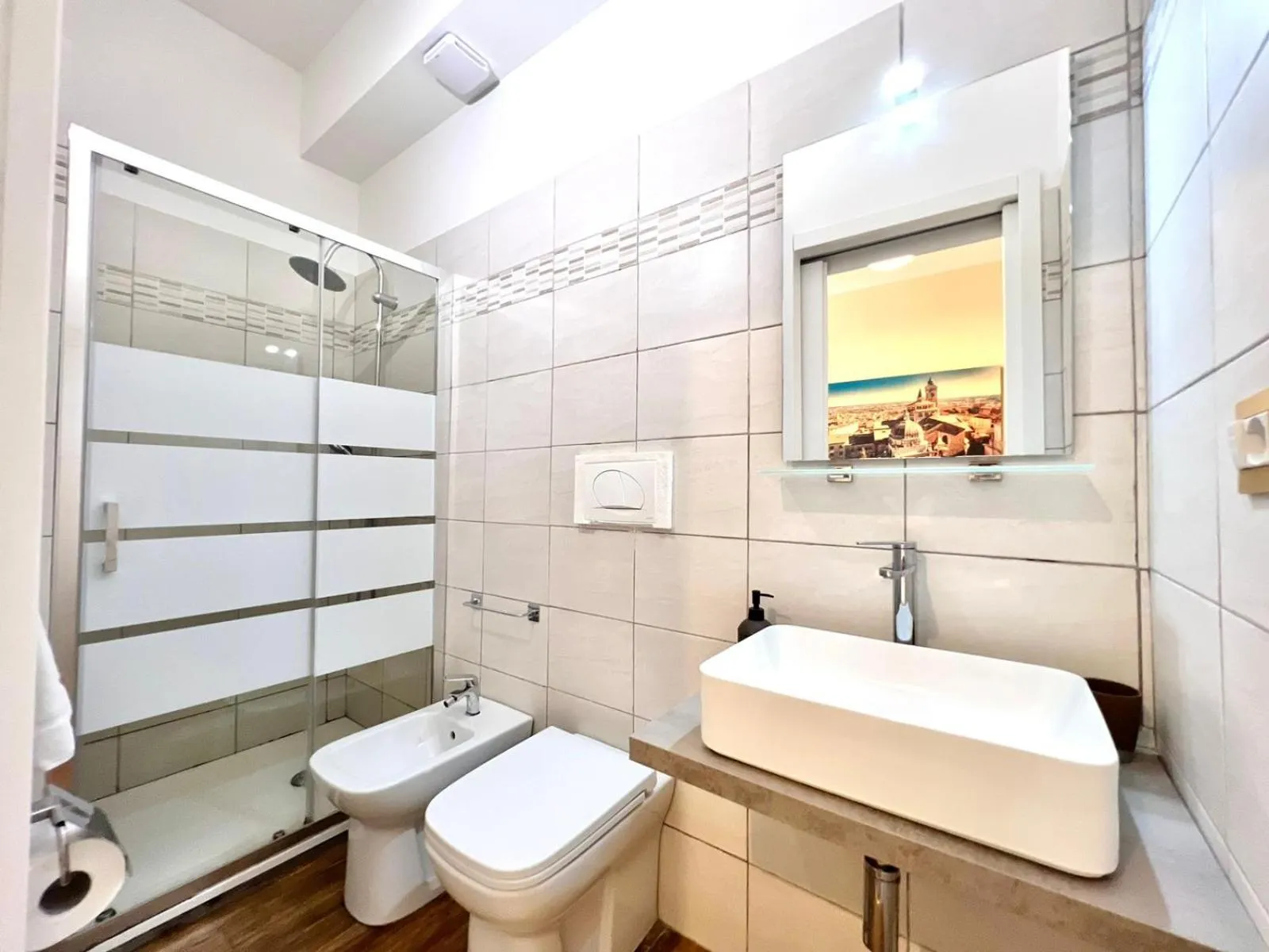 Shower in Bergamoincity