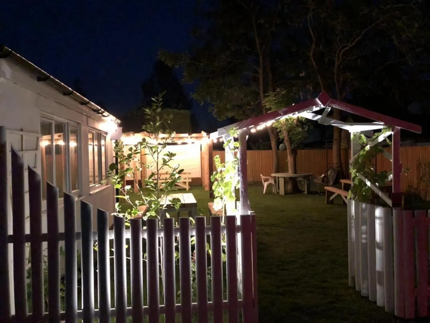 Restaurant/places to eat in Oxford Guest House