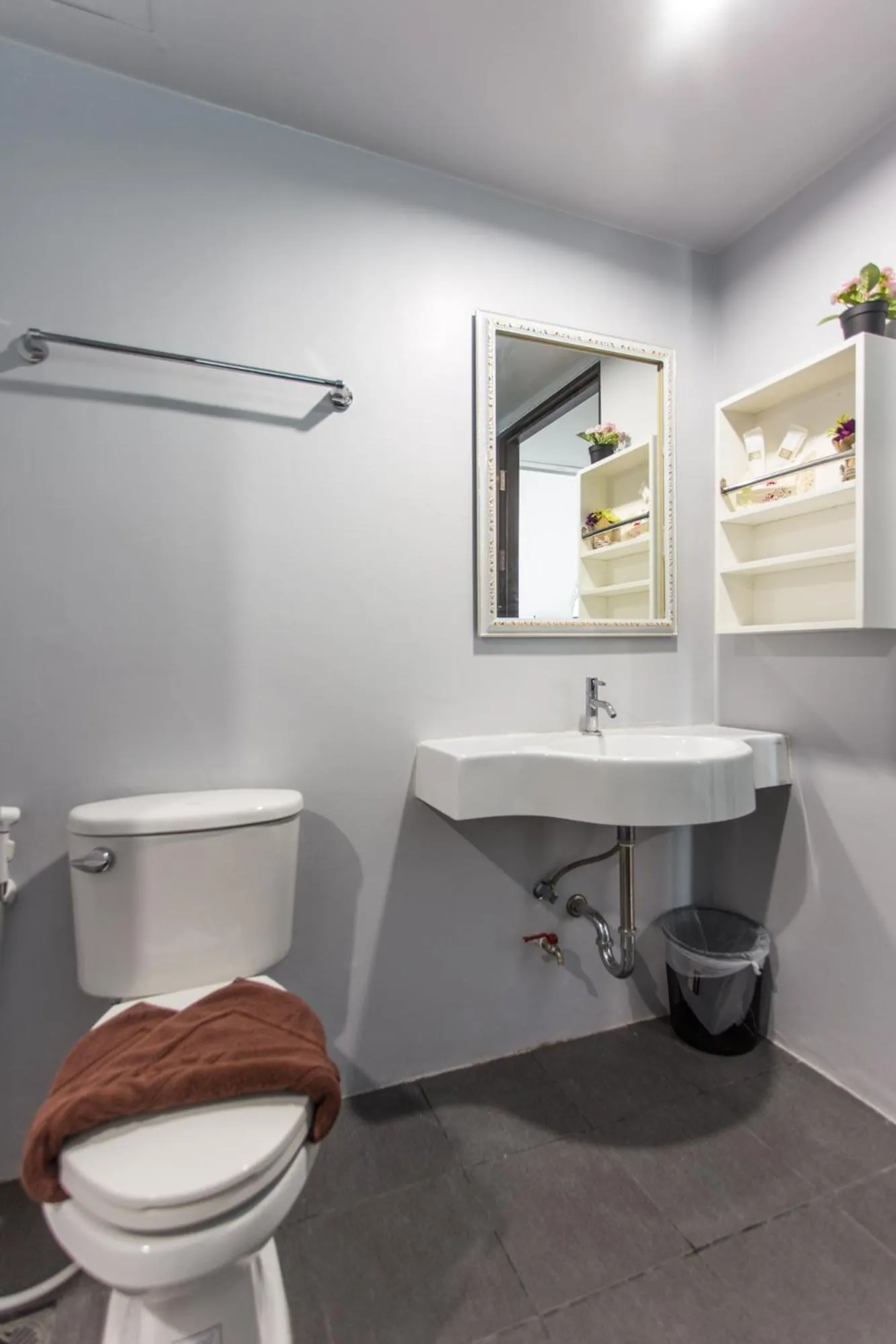 The Earth Anthioch Khao Yai