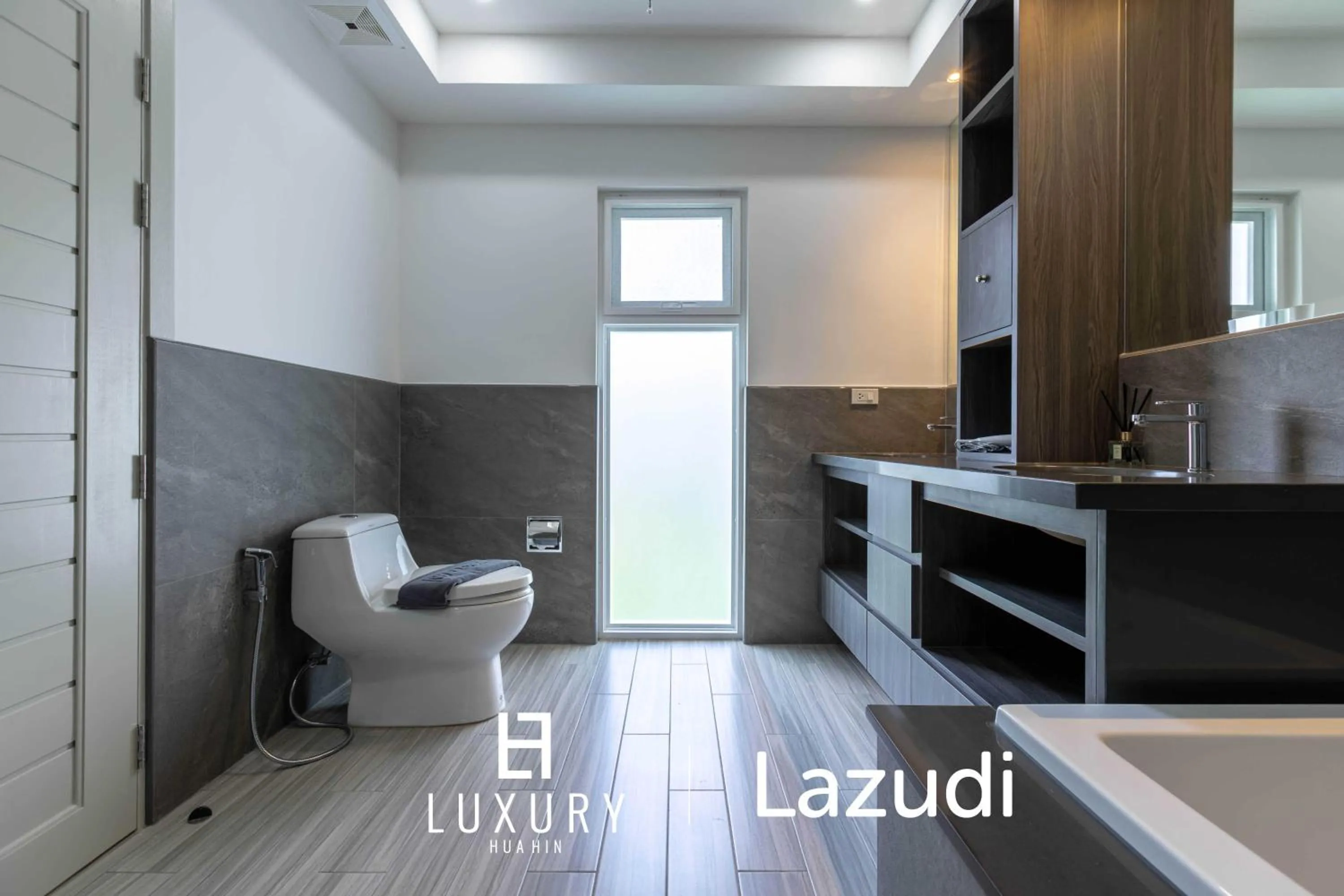 New Modern 3 Bedroom Pool Villa MS24