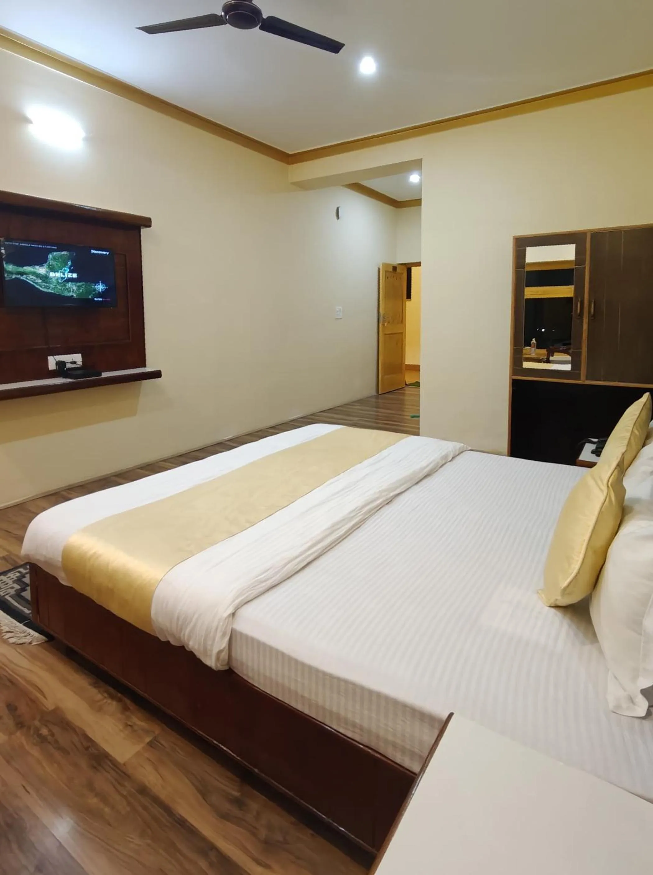 Bed in The Hunder Eco Villa