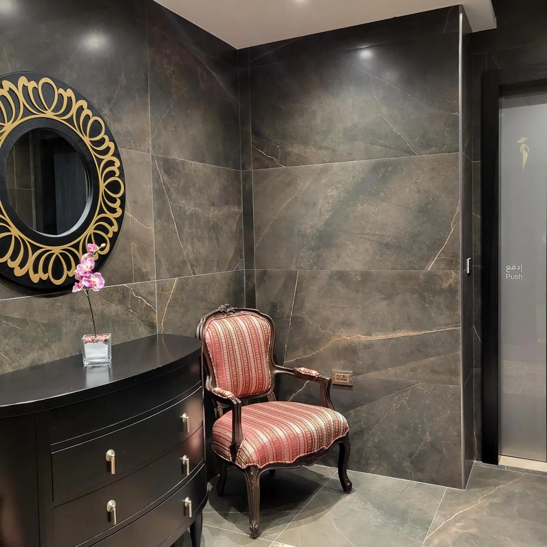 Restaurant/places to eat in Ambassador, a Boutique Hotel