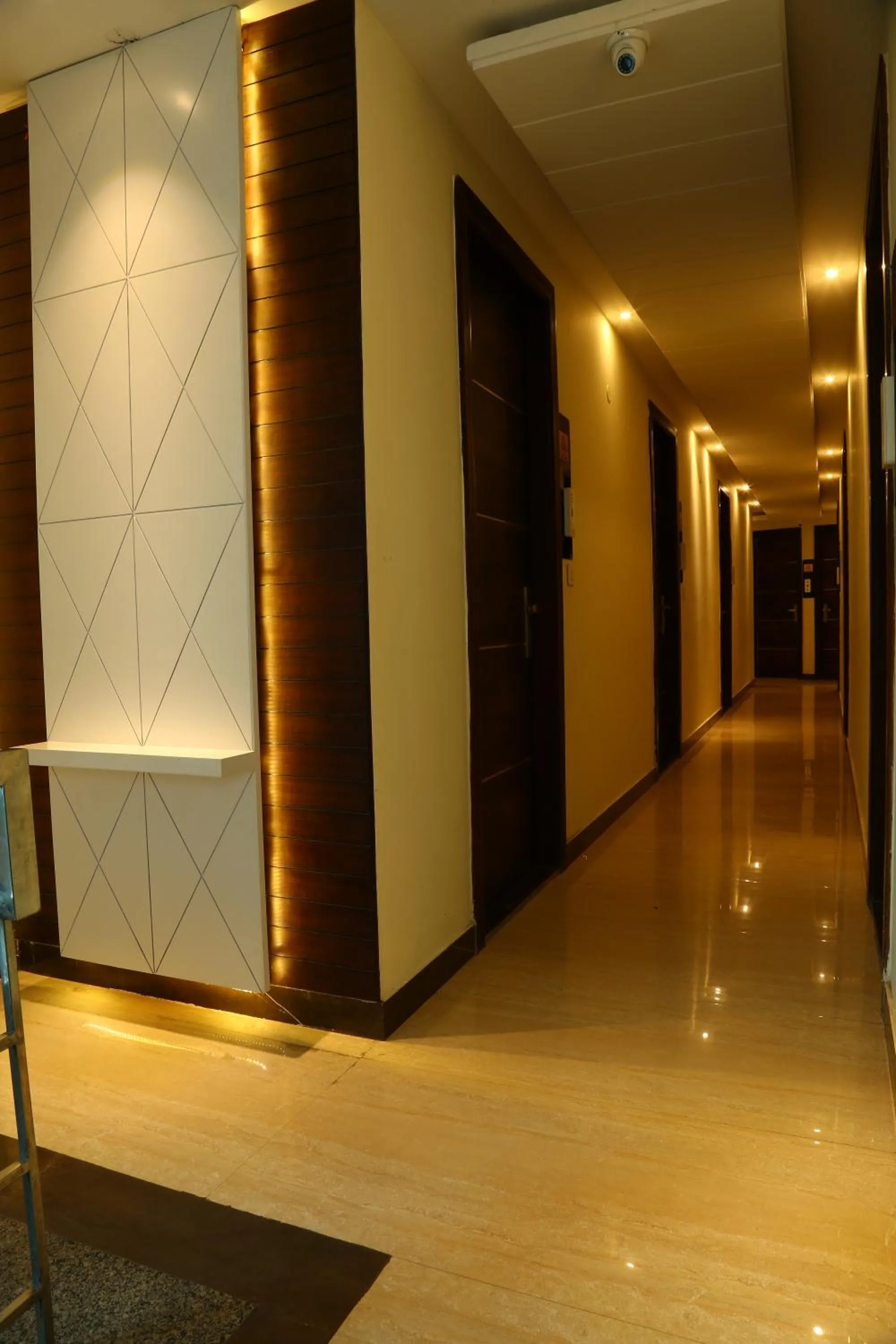 Lobby or reception in Hotel Kush Ganga - 50 Meter from Har ki Pauri, Haridwar