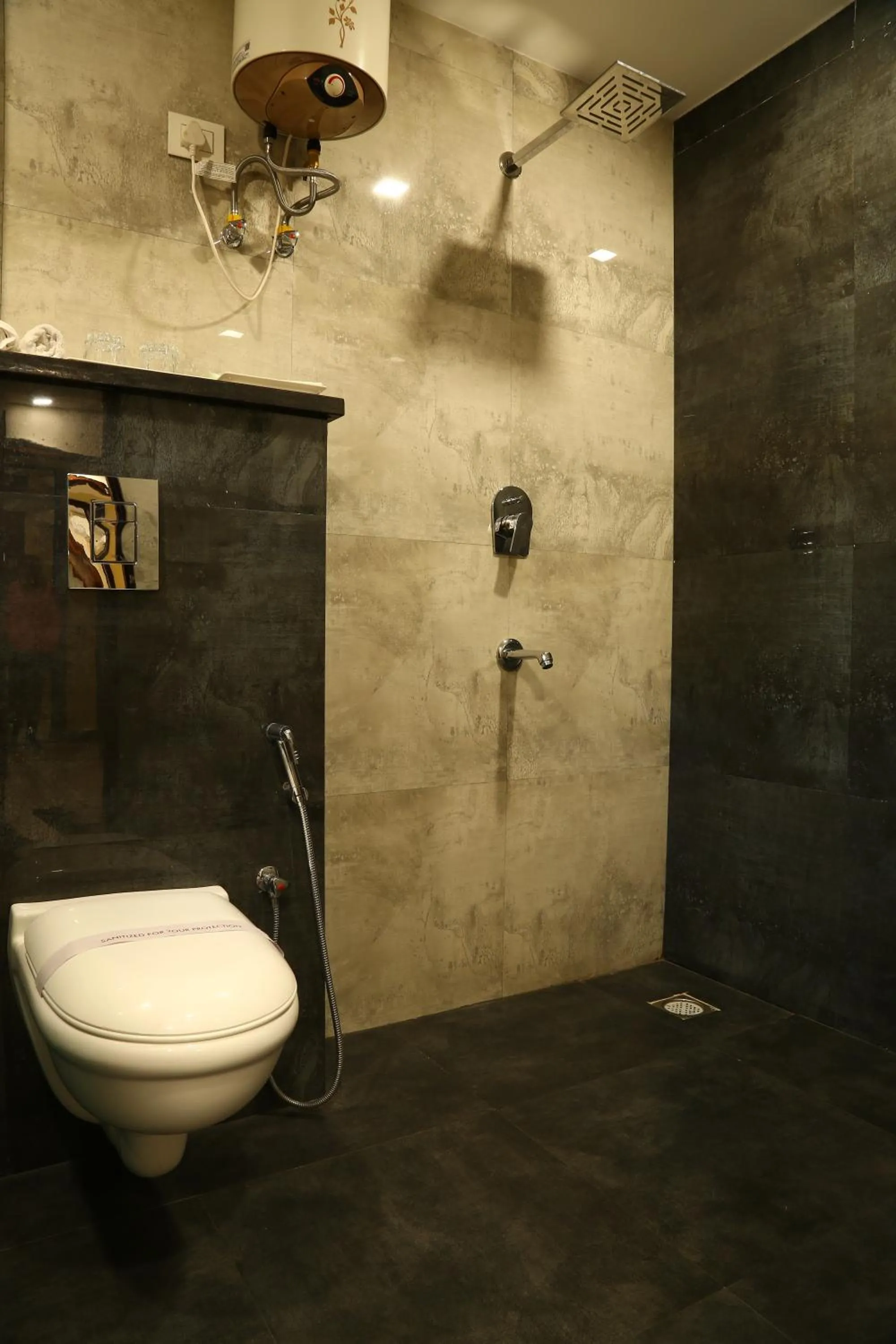 Bathroom in Hotel Kush Ganga - 50 Meter from Har ki Pauri, Haridwar