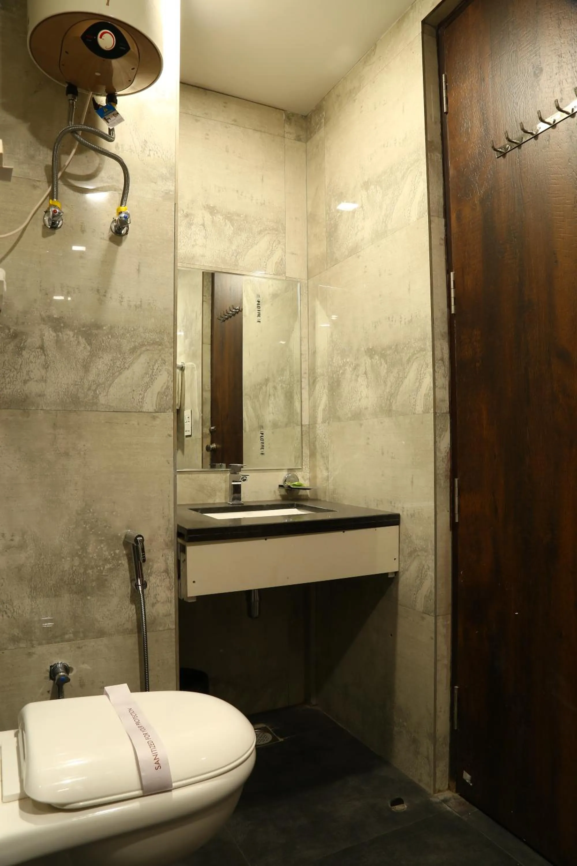 Bathroom in Hotel Kush Ganga - 50 Meter from Har ki Pauri, Haridwar