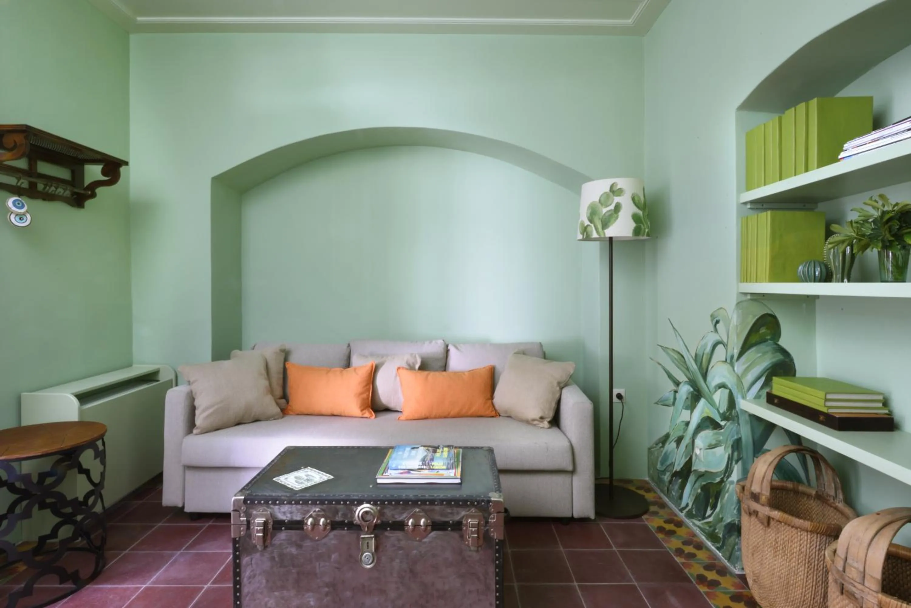 Living room in Cactus Hydra - Art Apartments