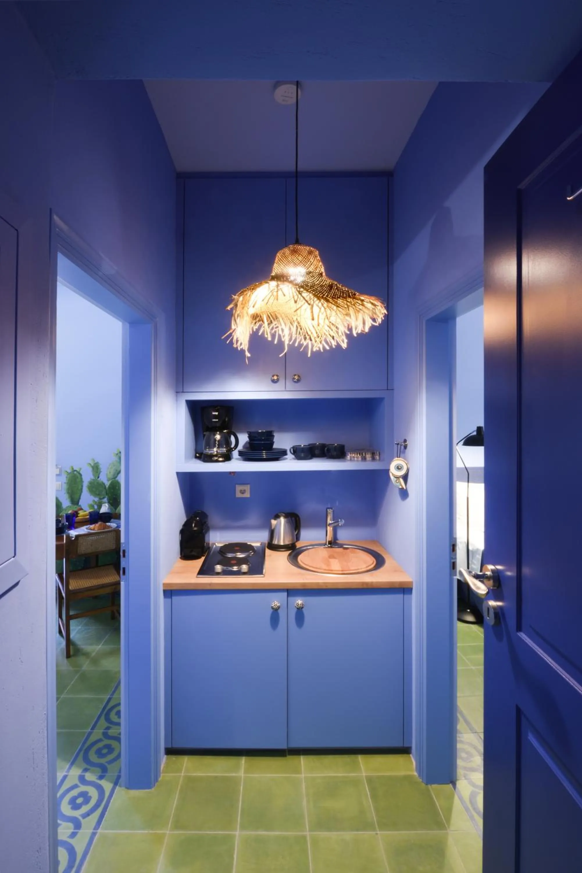 Kitchen or kitchenette in Cactus Hydra - Art Apartments