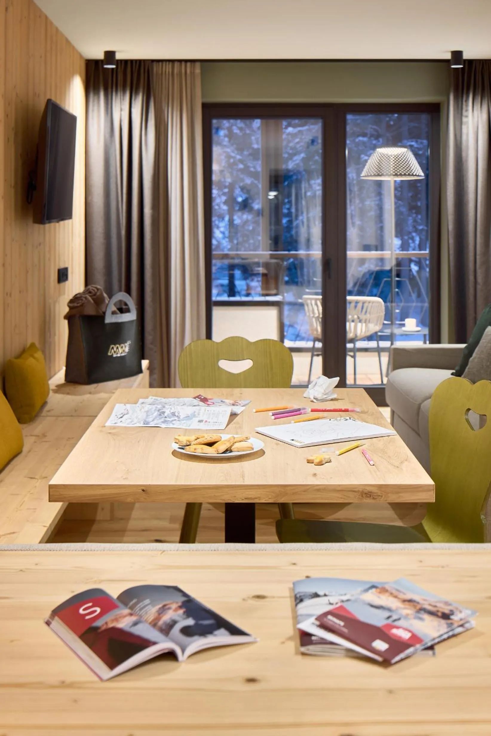 TV and multimedia in Movi Family Apart-Hotel ****s