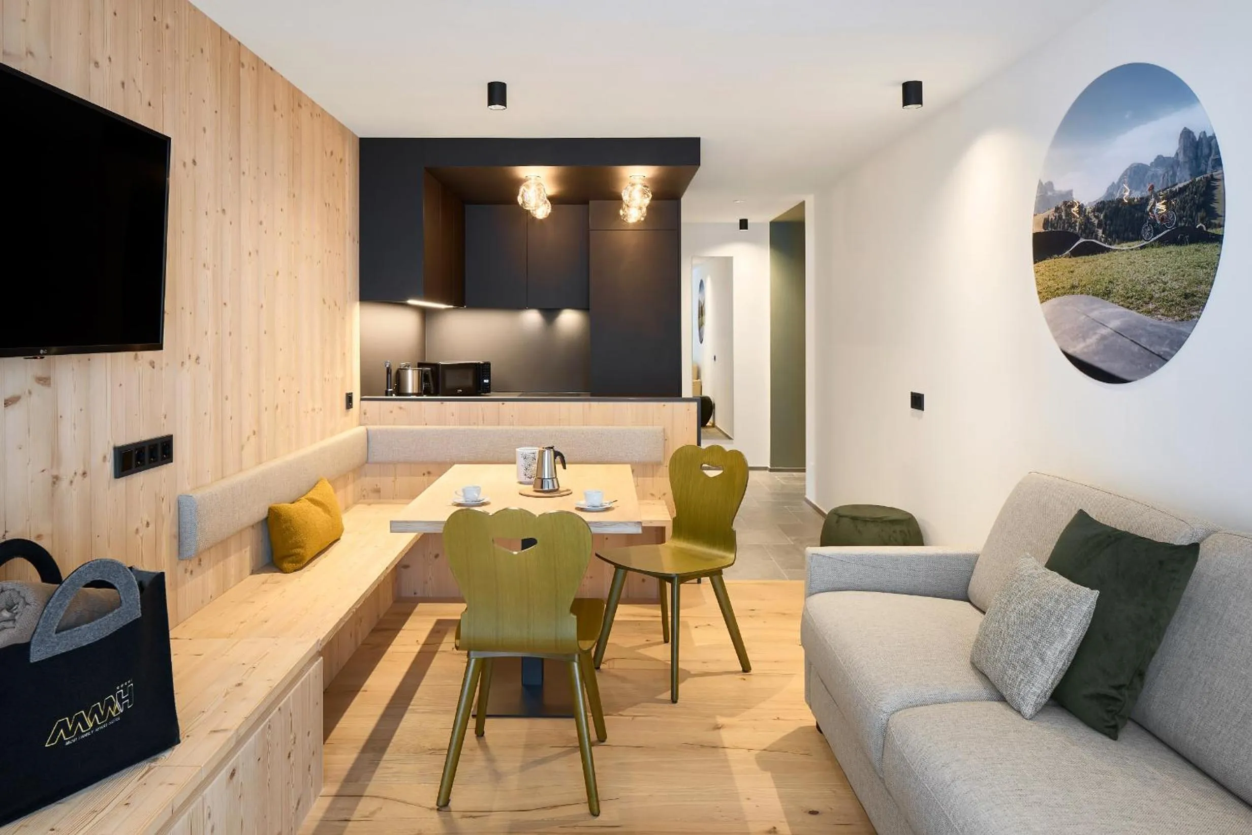 TV and multimedia in Movi Family Apart-Hotel ****s