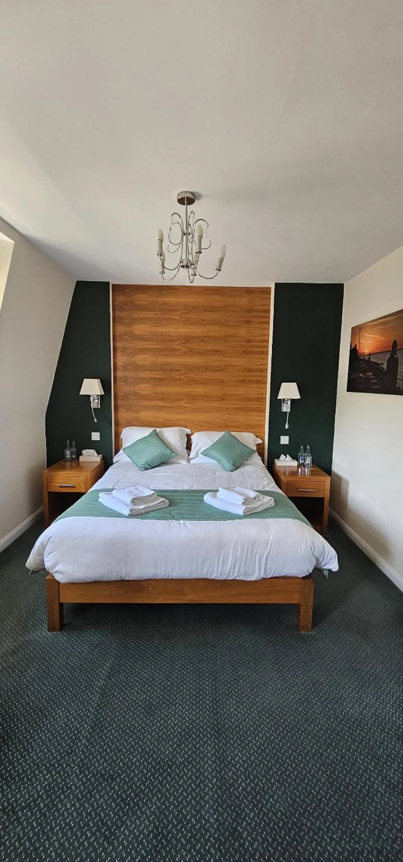 Bedroom, Bed in The Woodvale