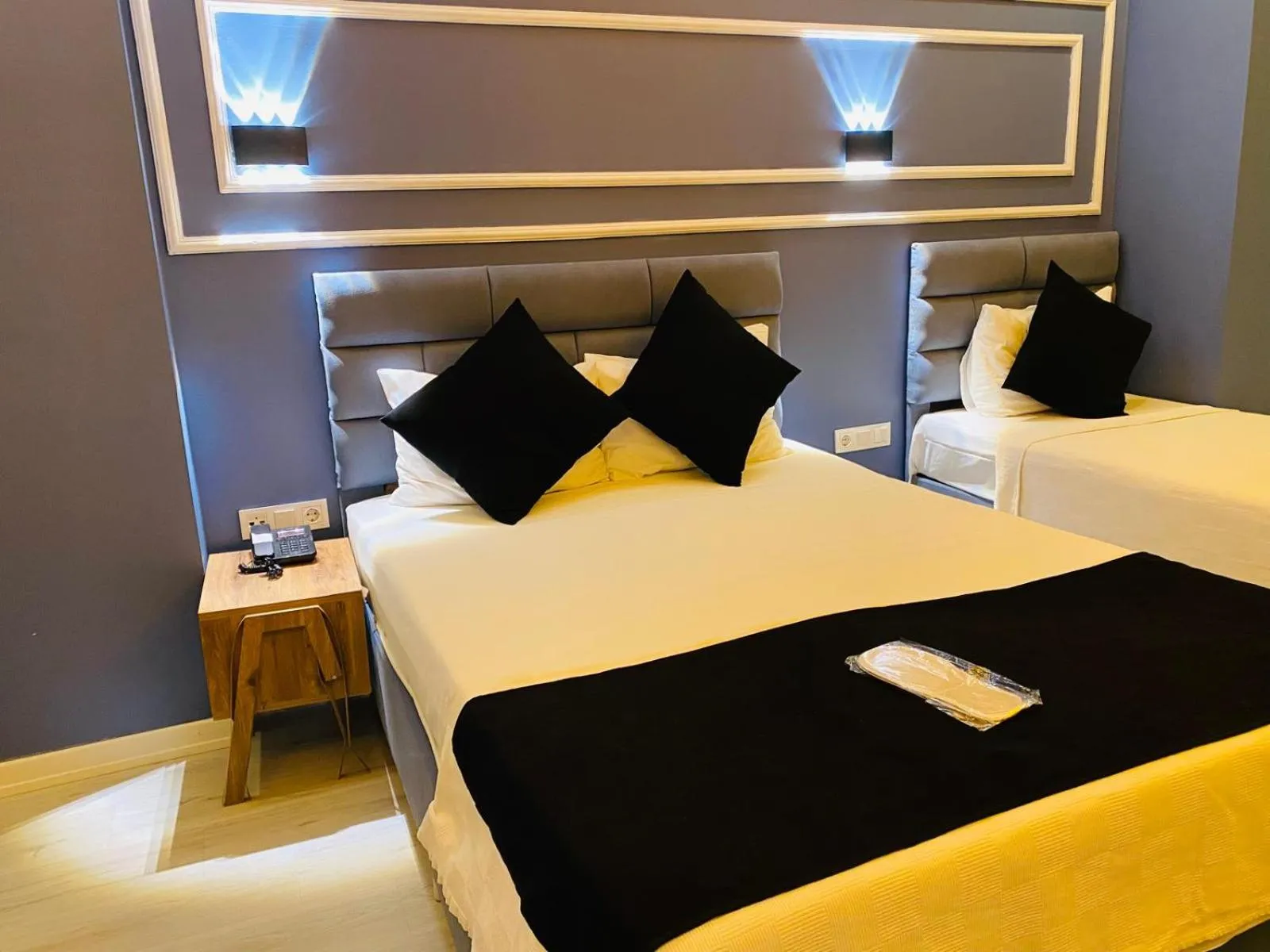 Bed in iNALENS AİRPORT HOTEL