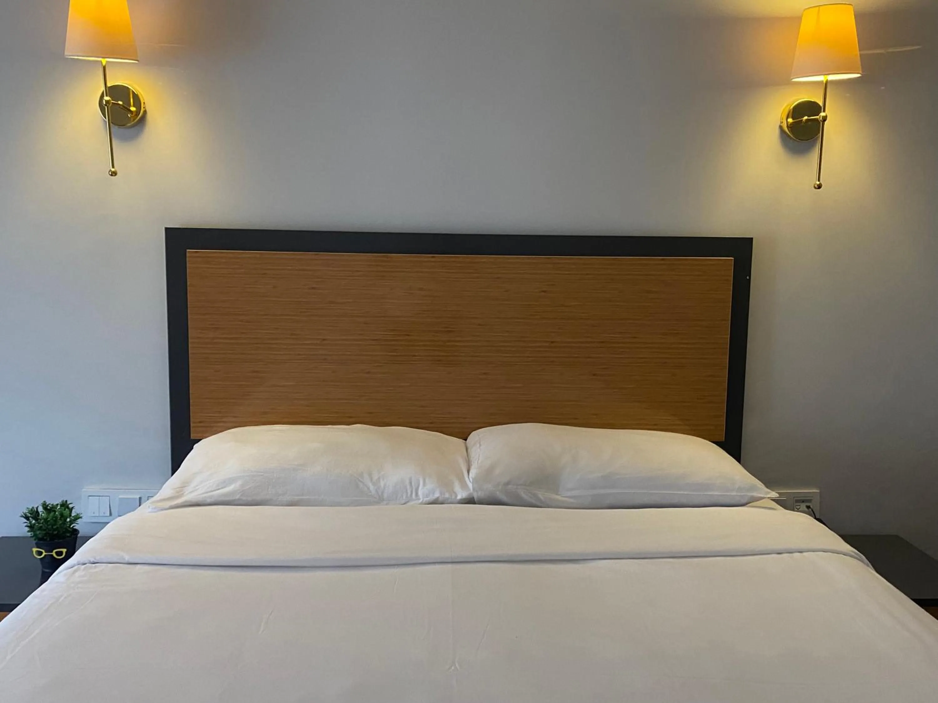 Bedroom, Bed in iNALENS AİRPORT HOTEL