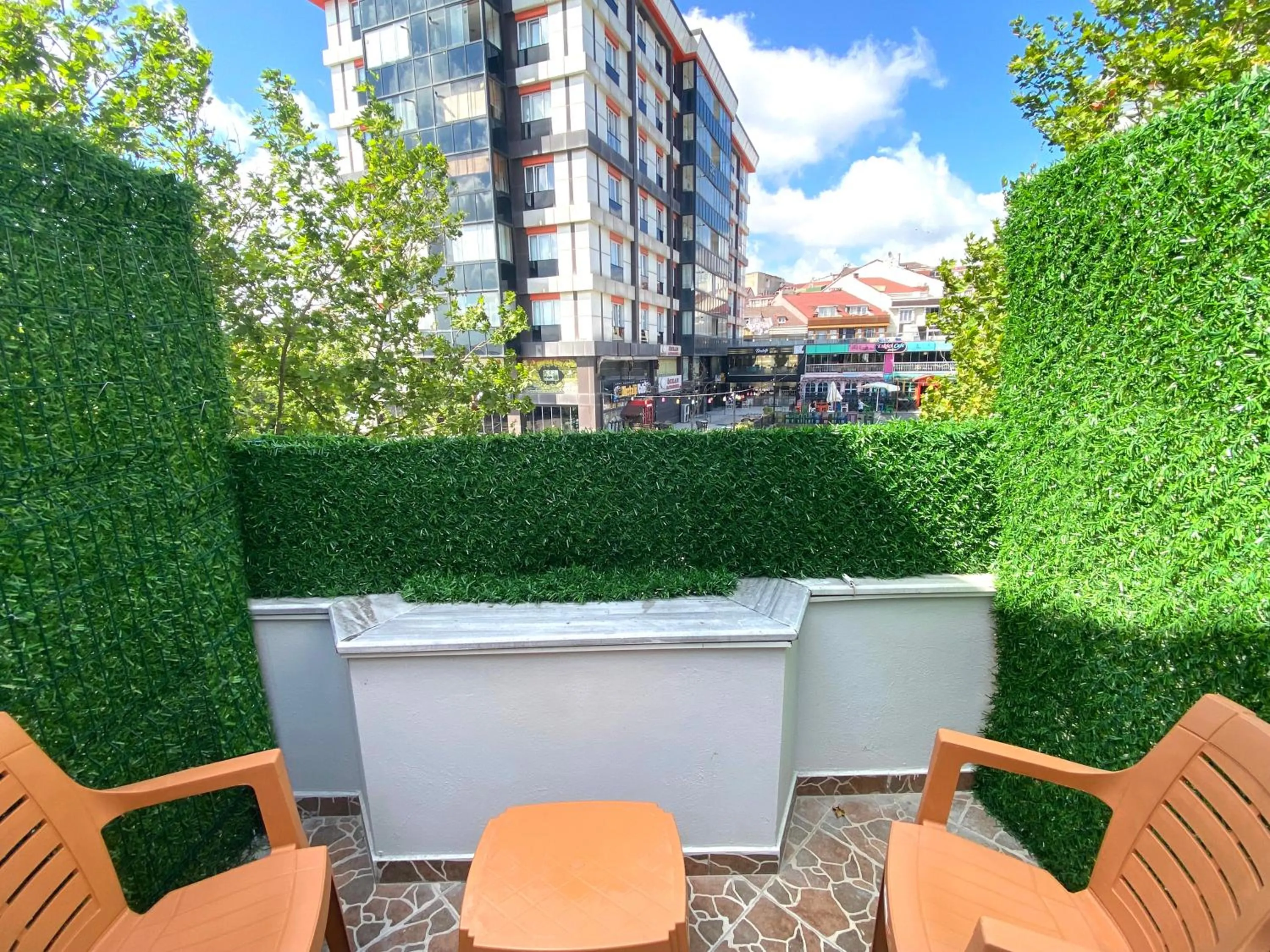 Balcony/Terrace in iNALENS AİRPORT HOTEL