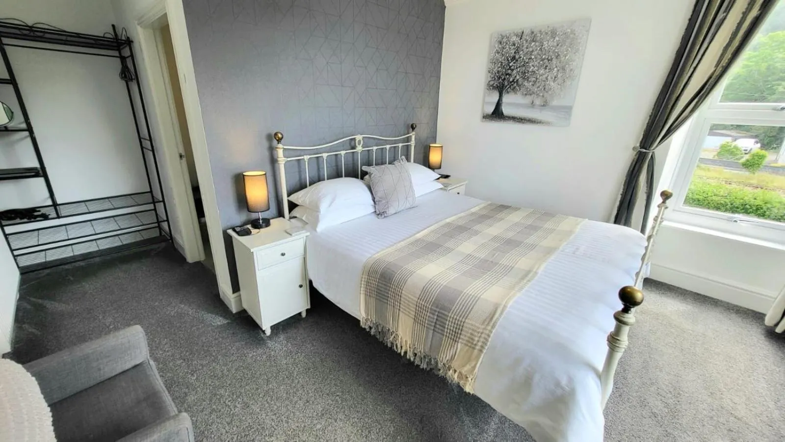 Bed in The Queens Hotel Harlech