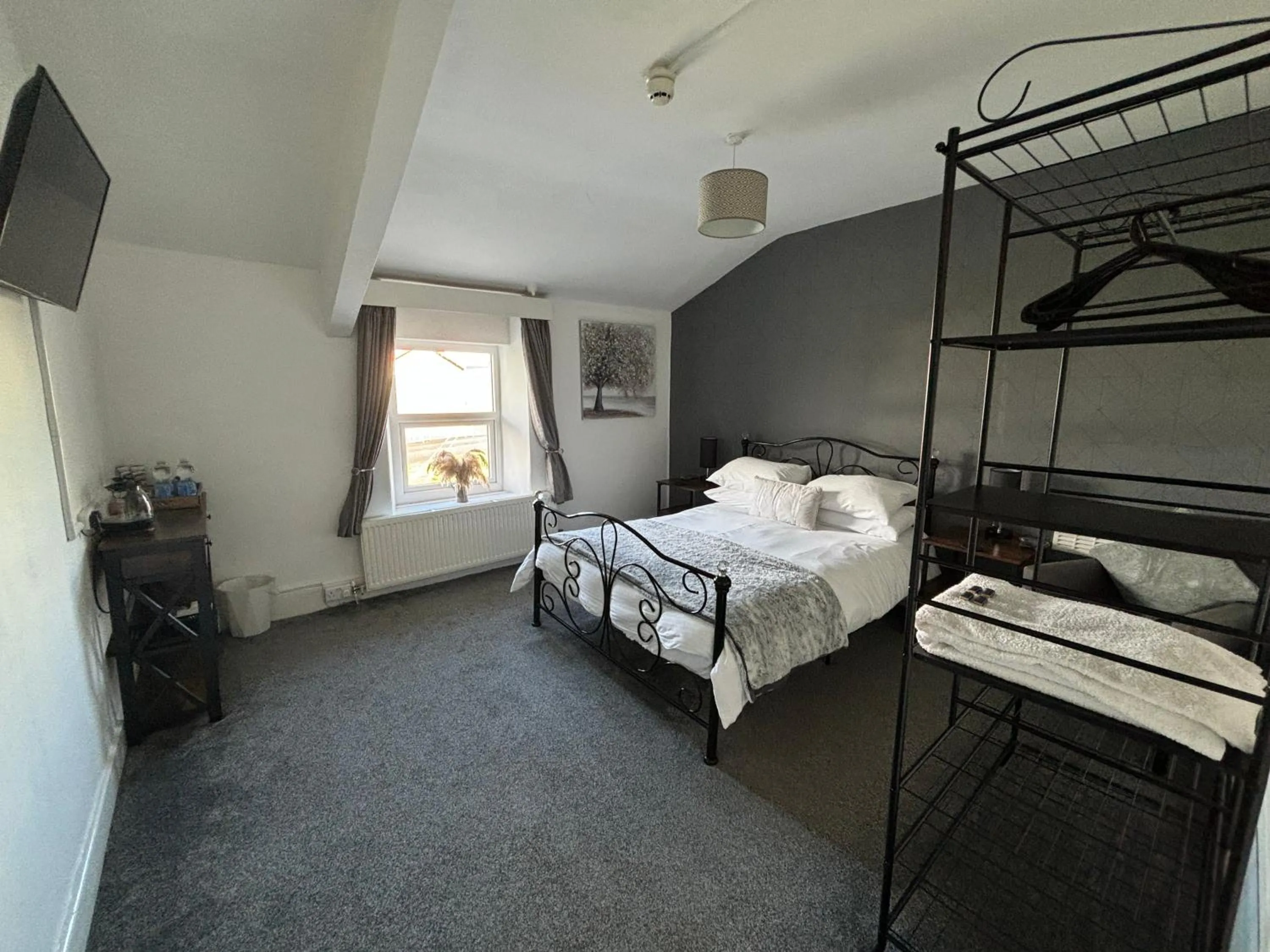 Bed in The Queens Hotel Harlech