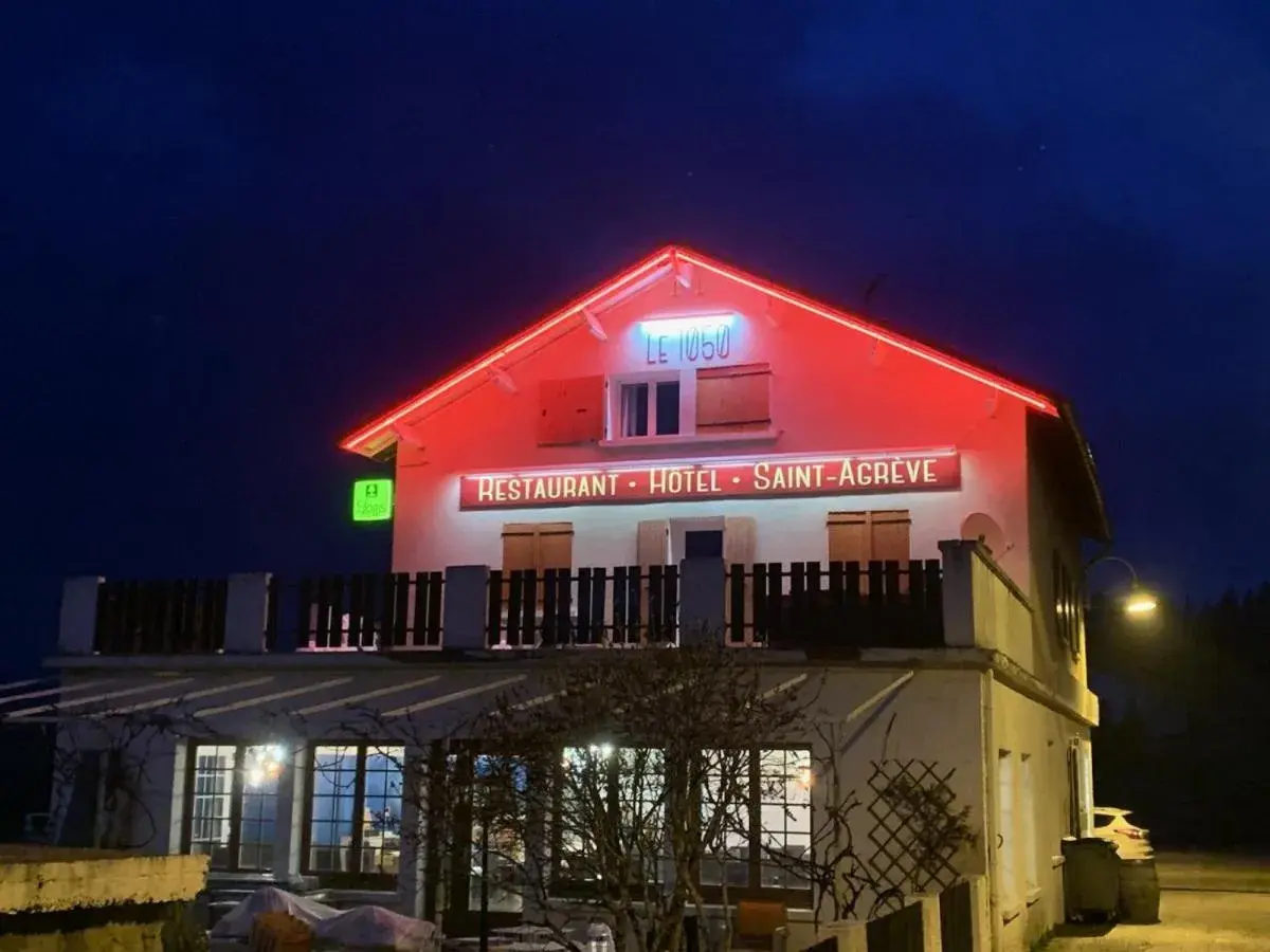 Logis Hôtel Restaurant Le 1050 Logis Hôtel Restaurant Le 1050