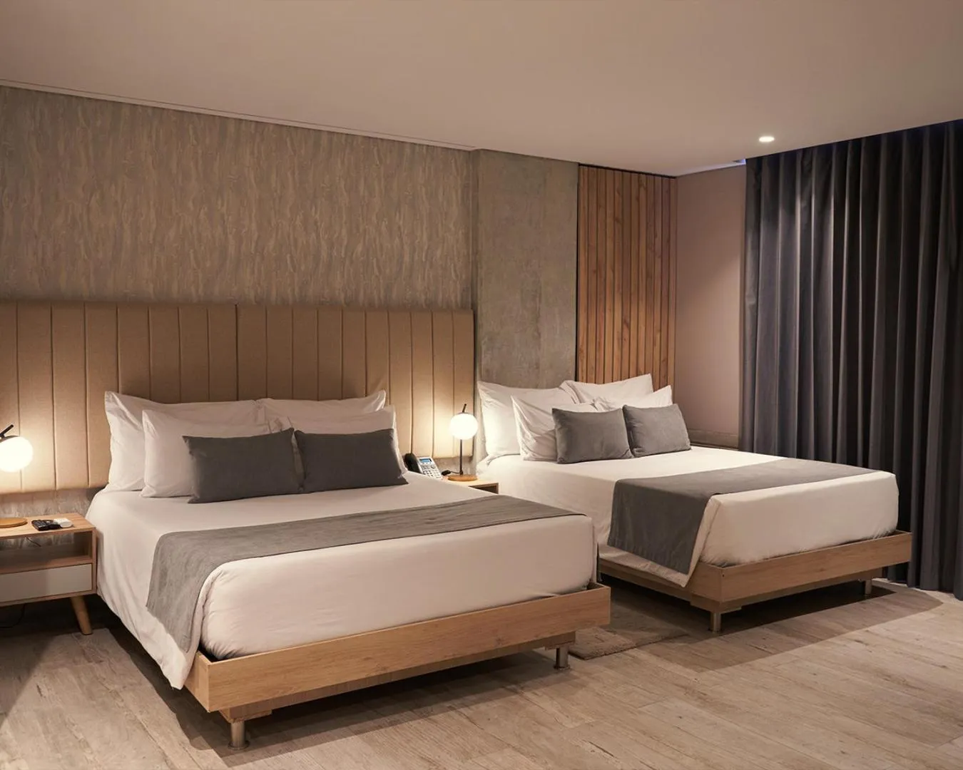 Photo of the whole room, Bed in Eutopiq Hotel